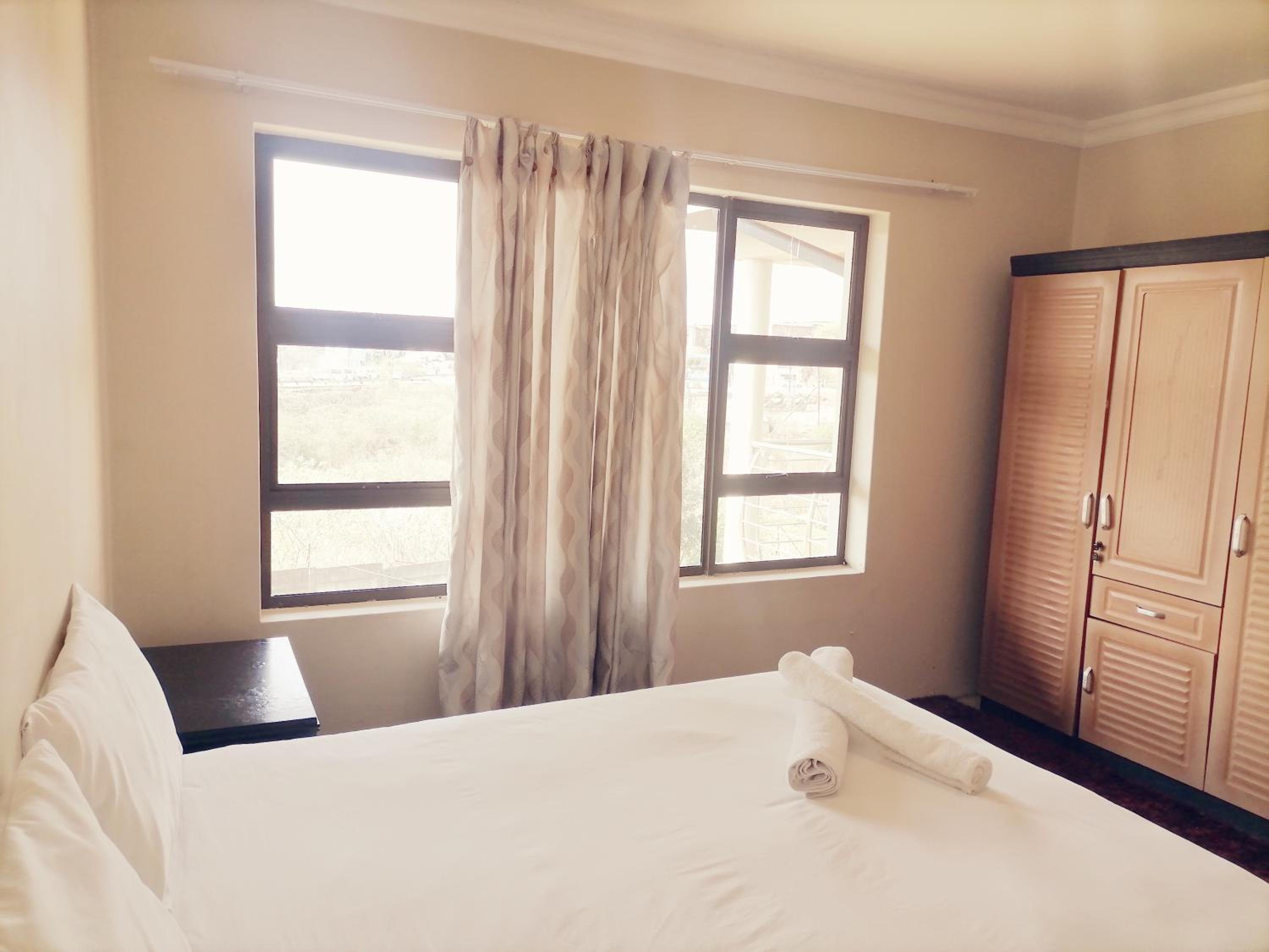 Bright Star Lodge view 5