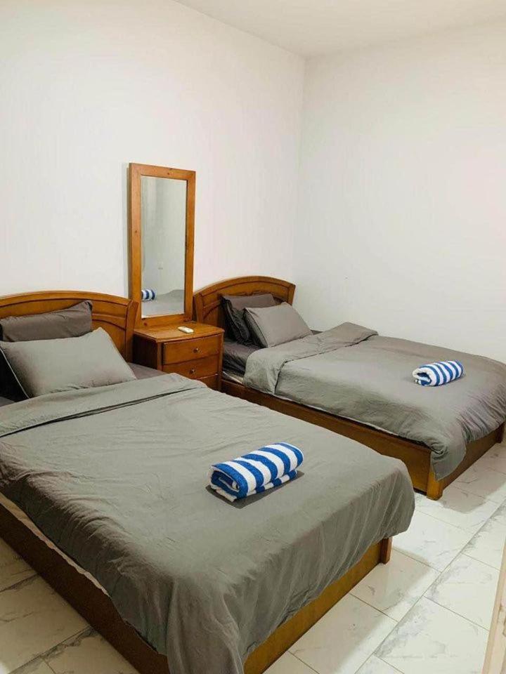 One Bedroom At Turtle Beach Compound With Private Beach