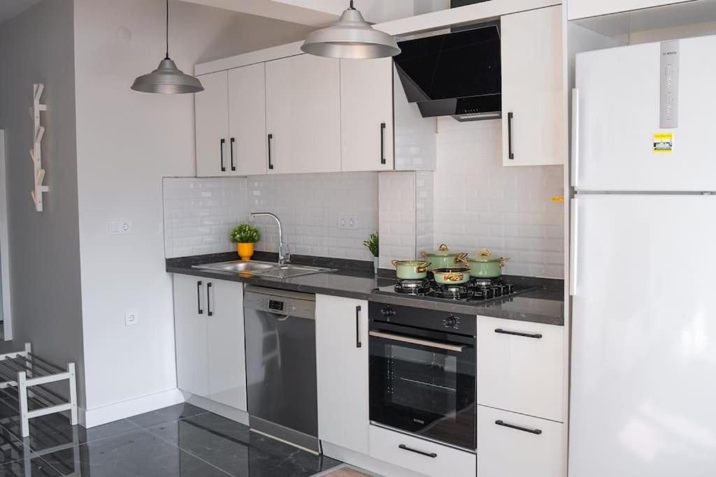 Cozy flat in Kadıköy 2BR New Hou