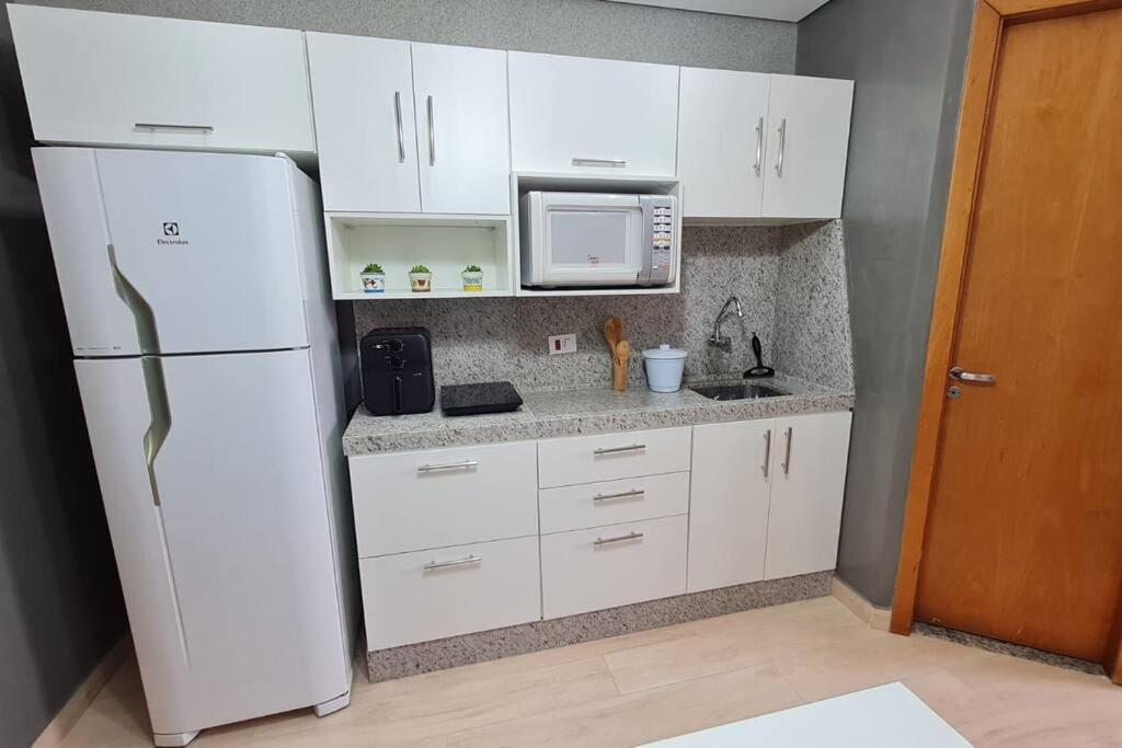 Apartamento em Maringá na Zona 7