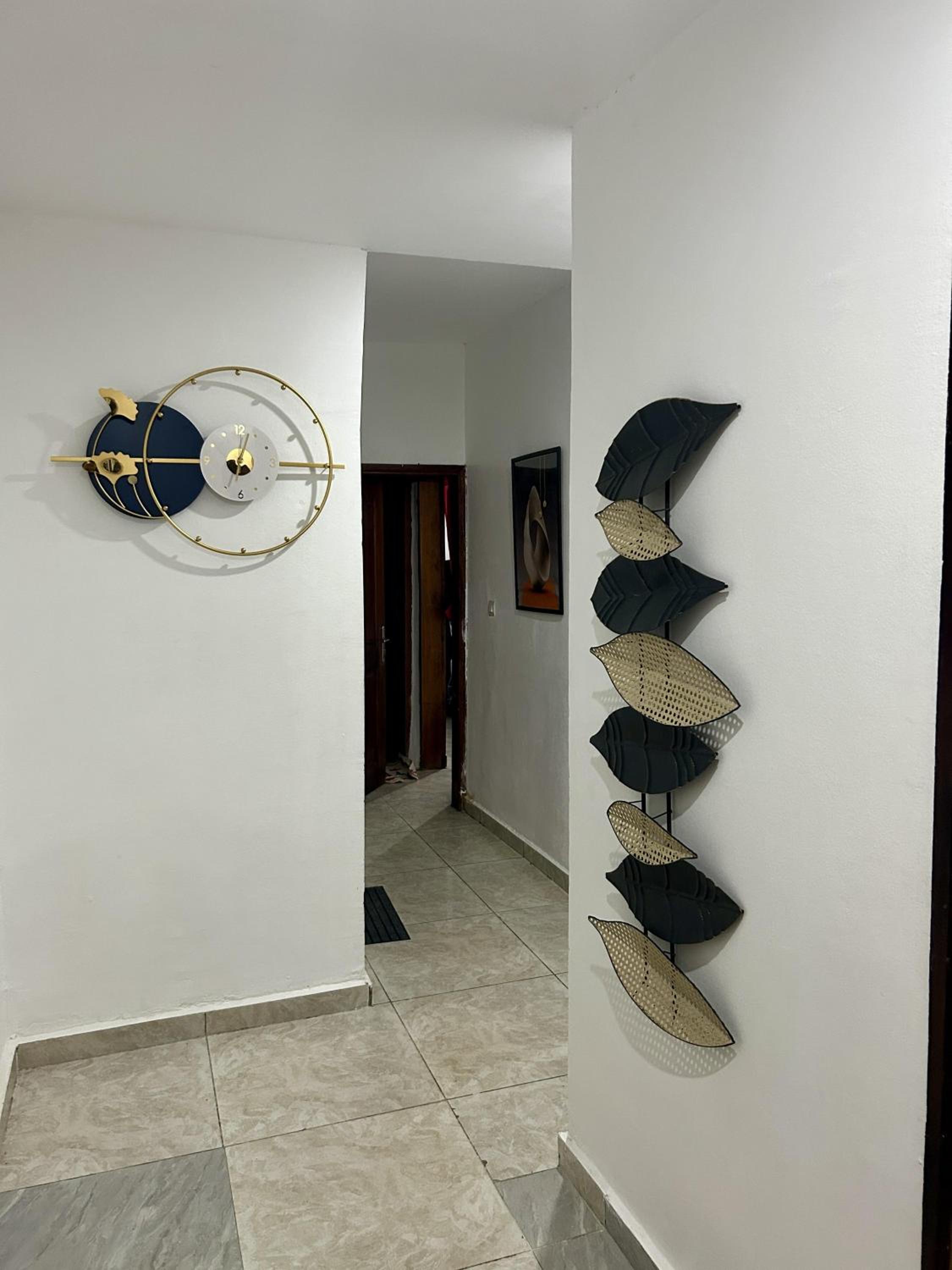 2Bed Abidjan Apartment- Relax Explore & Unwind