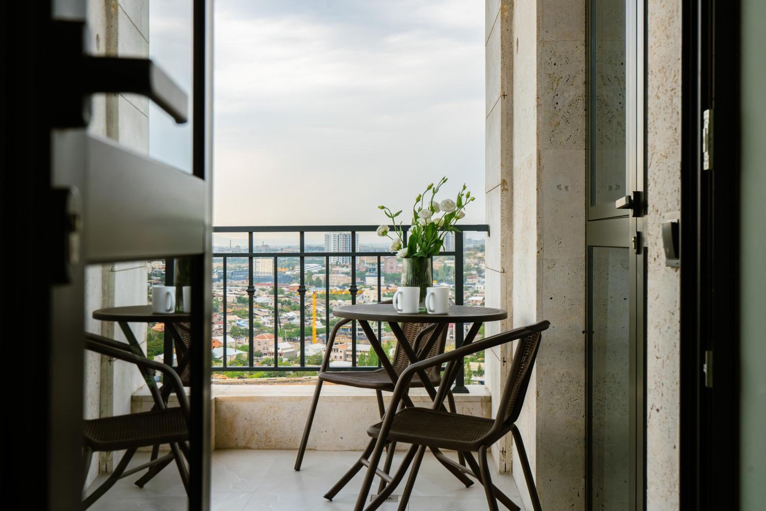 Apartment KeyGo #0095 comfort and coziness in the city