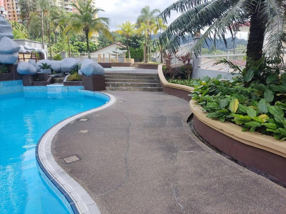 Cheras Cozy Family & Business Apartment