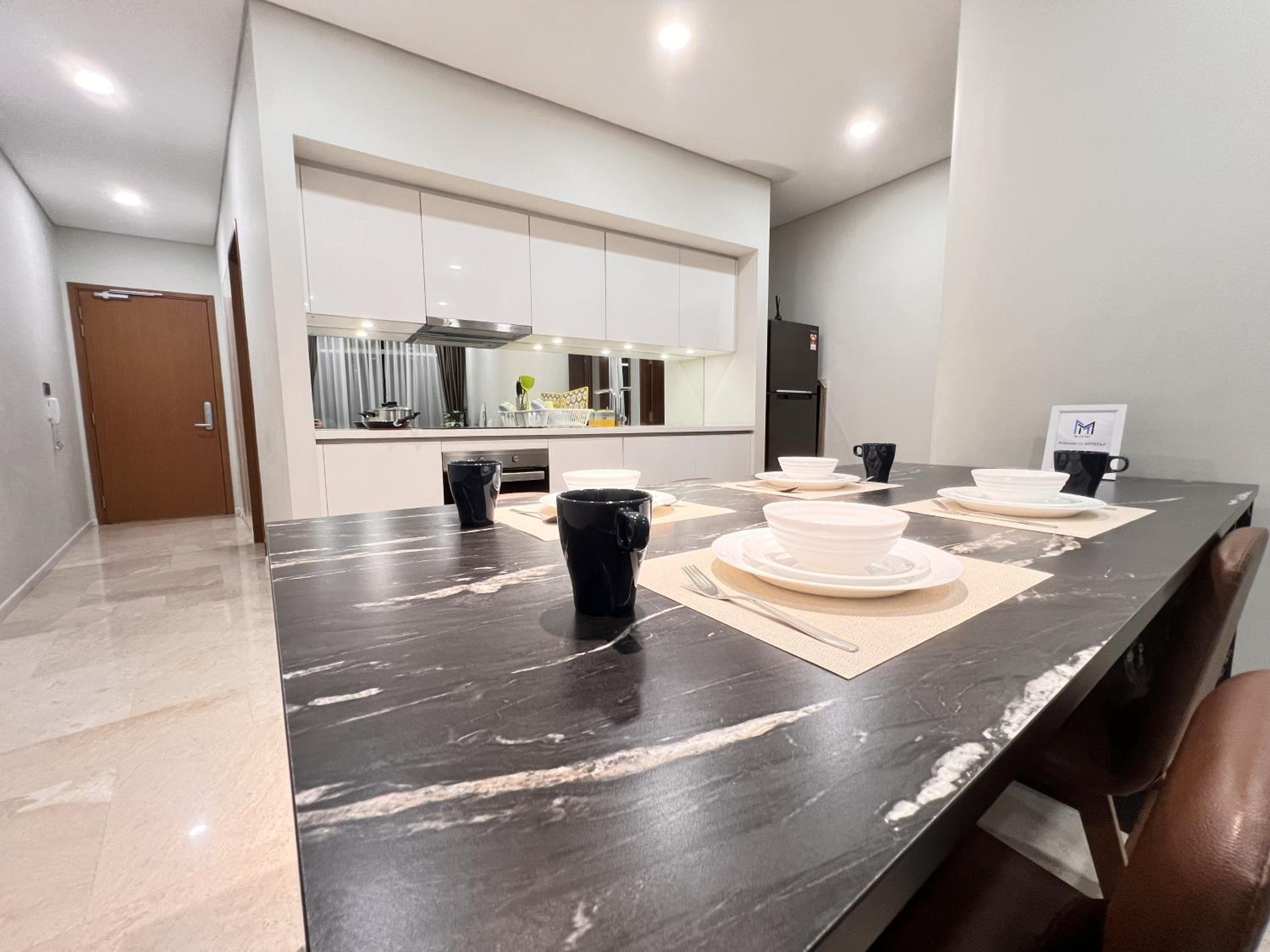 Sky Suites at KLCC by Mitstay