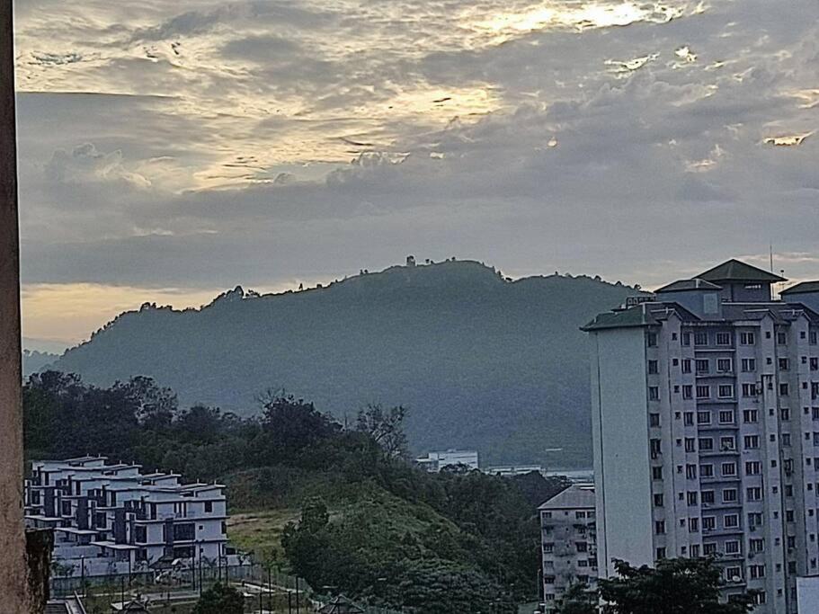Cheras Cozy Family & Business Apartment