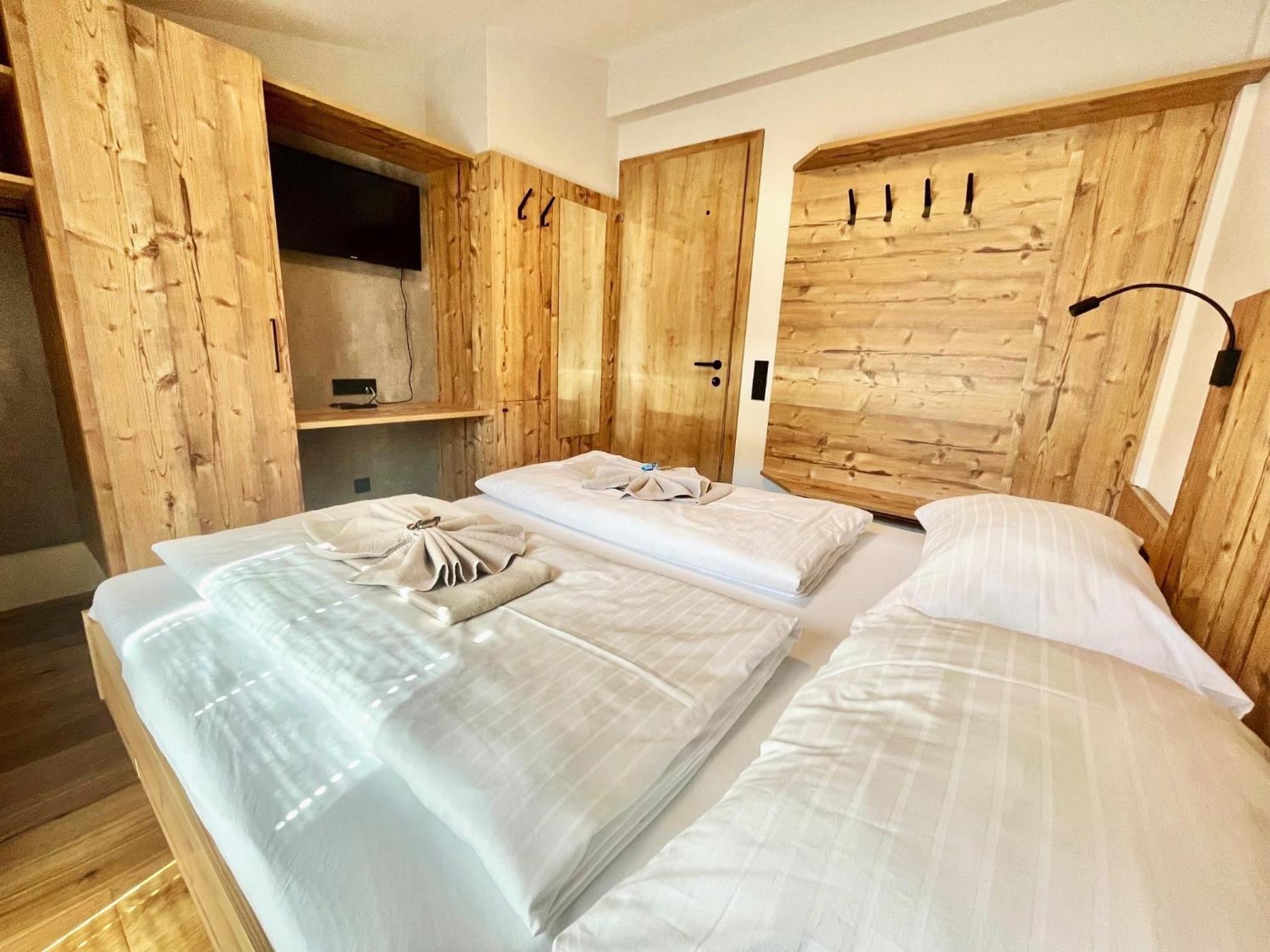 Deluxe Apartment GRIES NINA