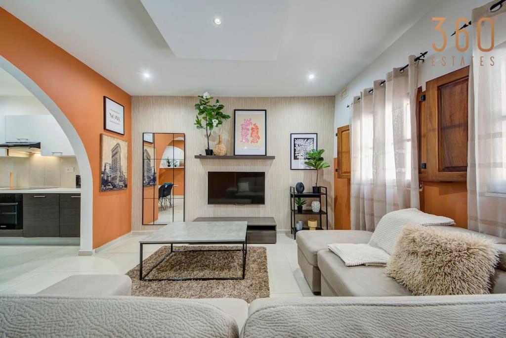 Stylish 4BR Apt in central part of St'Julians by 360 Estates — St Julian's
