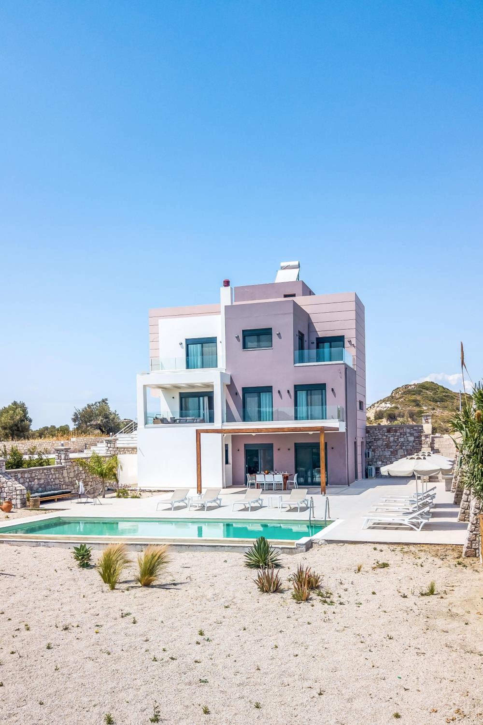 Villa Aurora