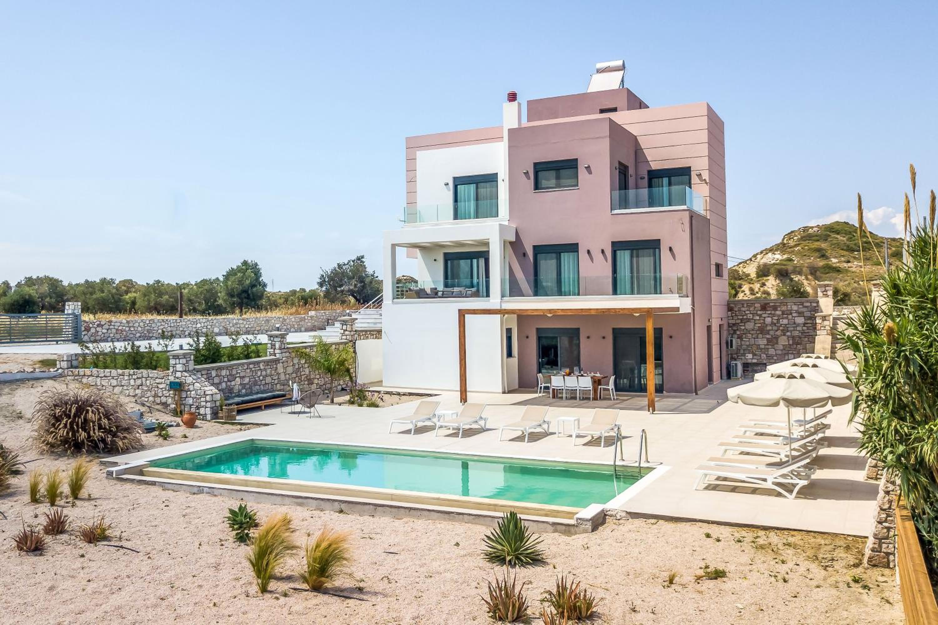 Villa Aurora