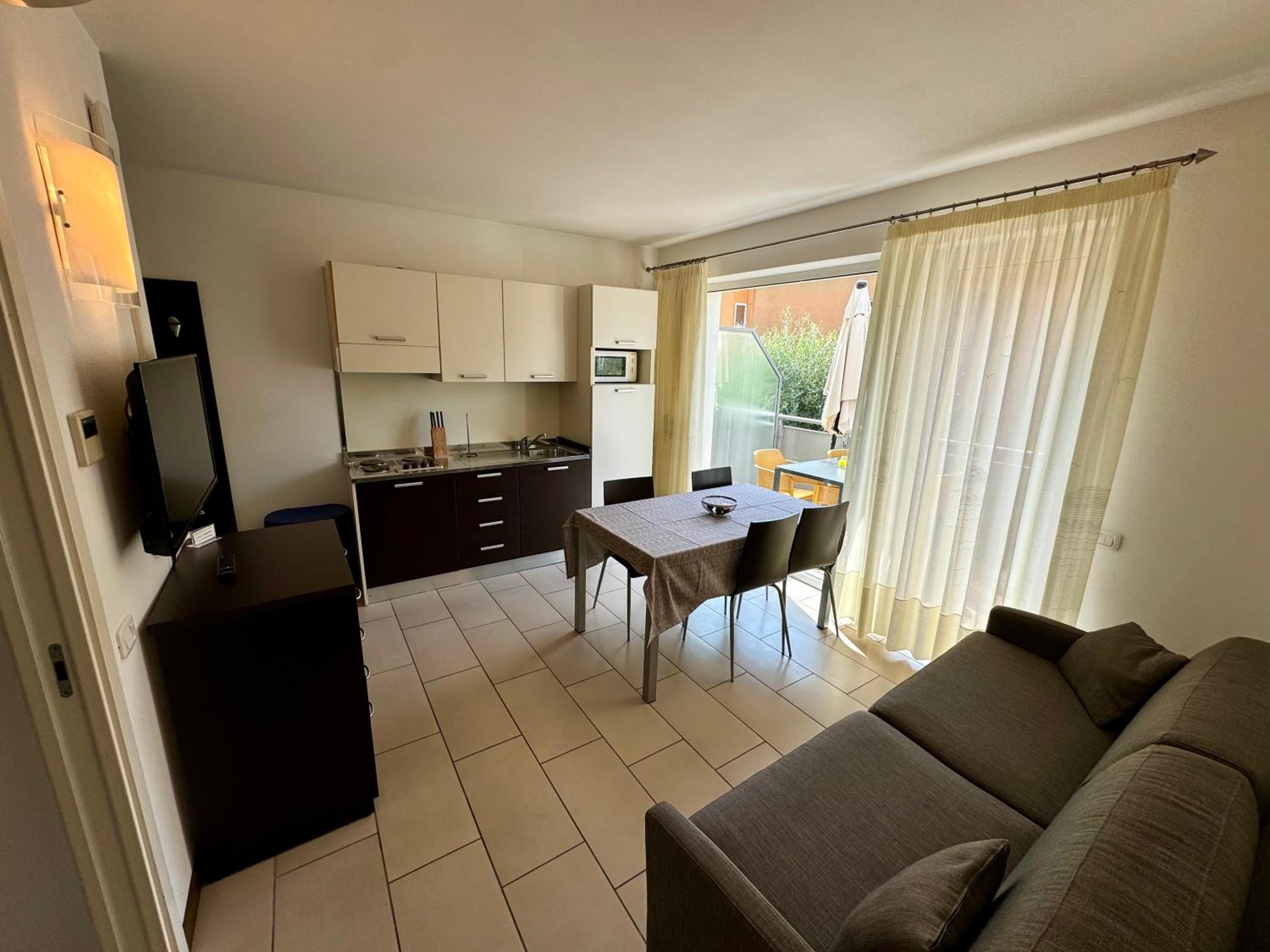Casa Piccola Family Apartments view 3