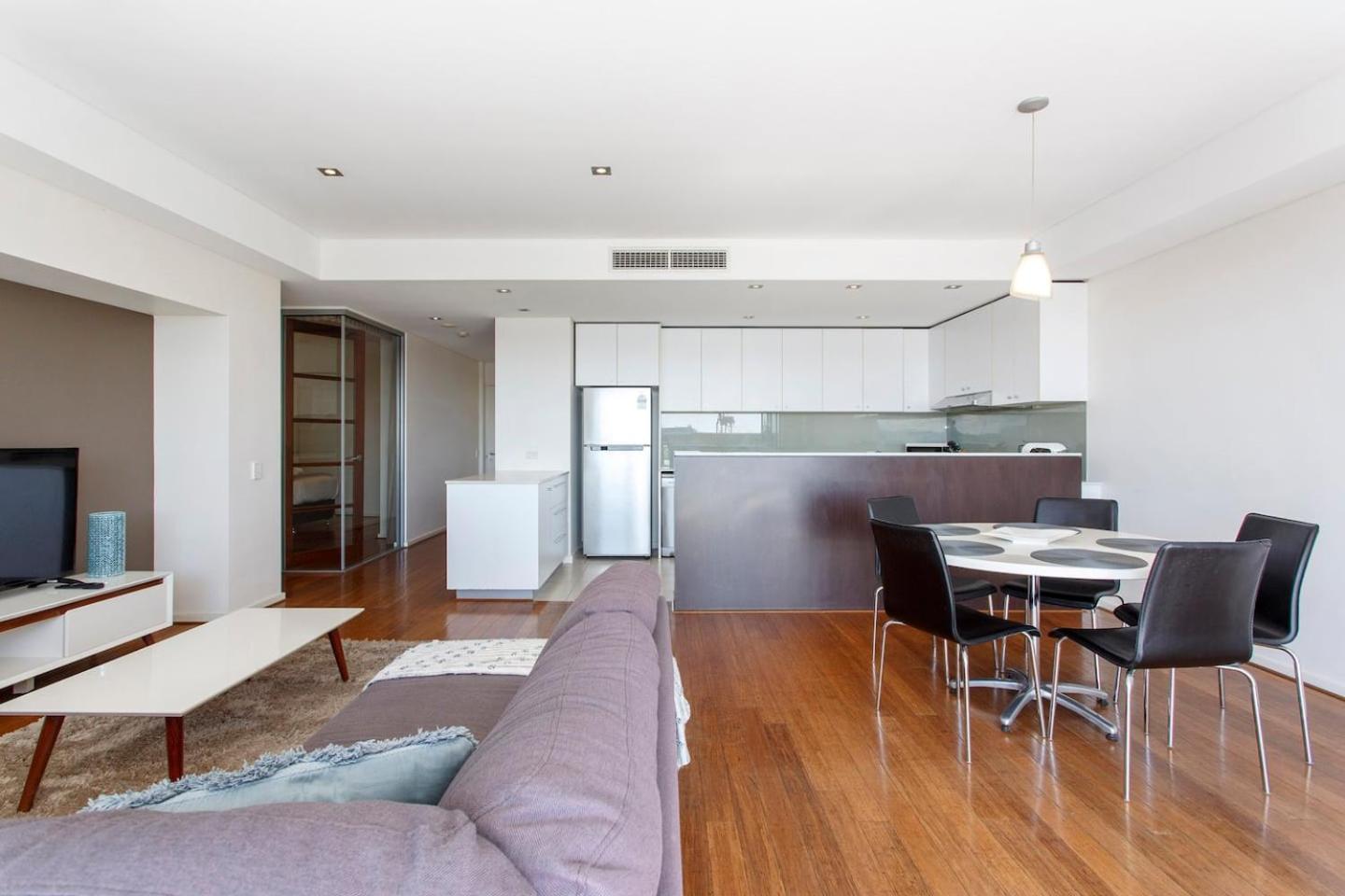 Freo Family Escape Pool, Port Views & Free Park