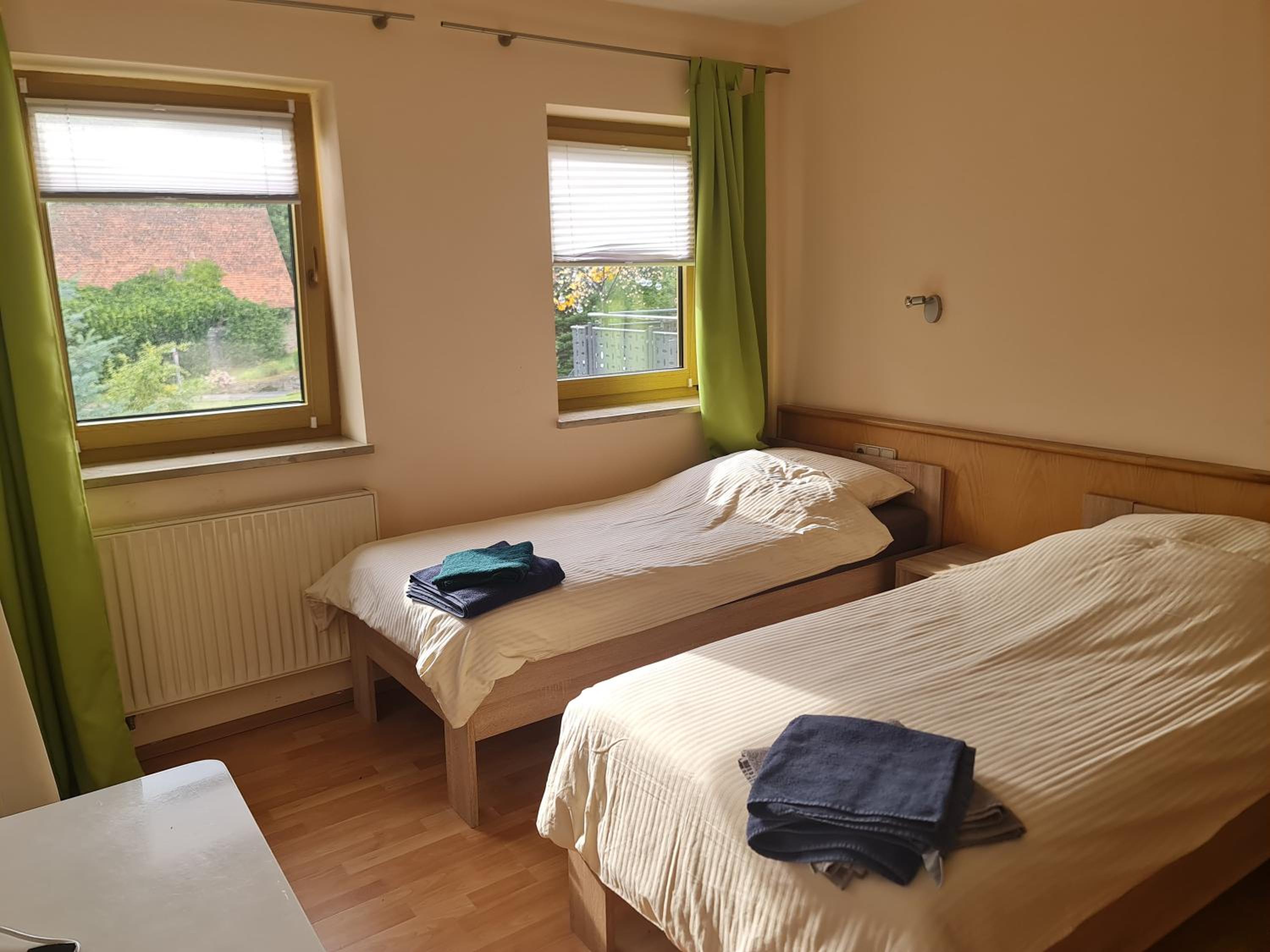 Hotel Neue Krone - Markt Erlbach