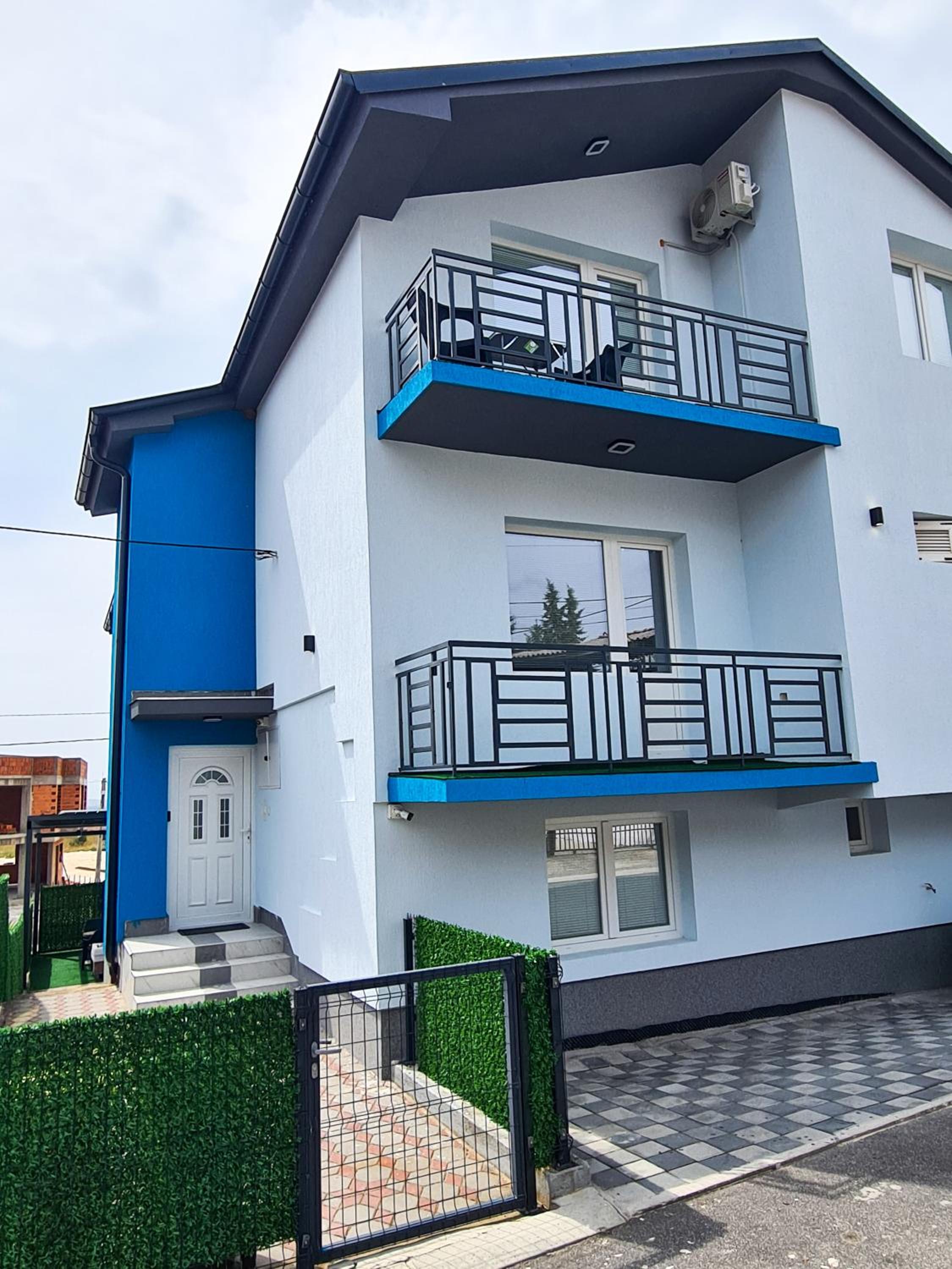 Solar Residence