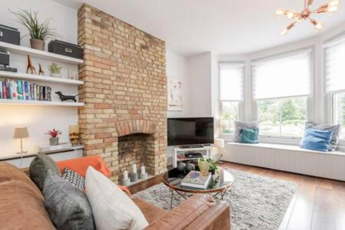 Vauxhall Park 2Bed Flat by BaseToGo