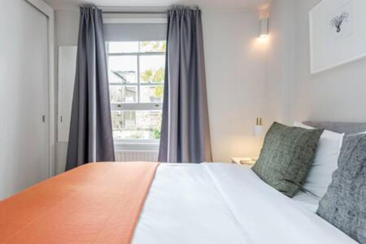 Vauxhall Park 2Bed Flat by BaseToGo