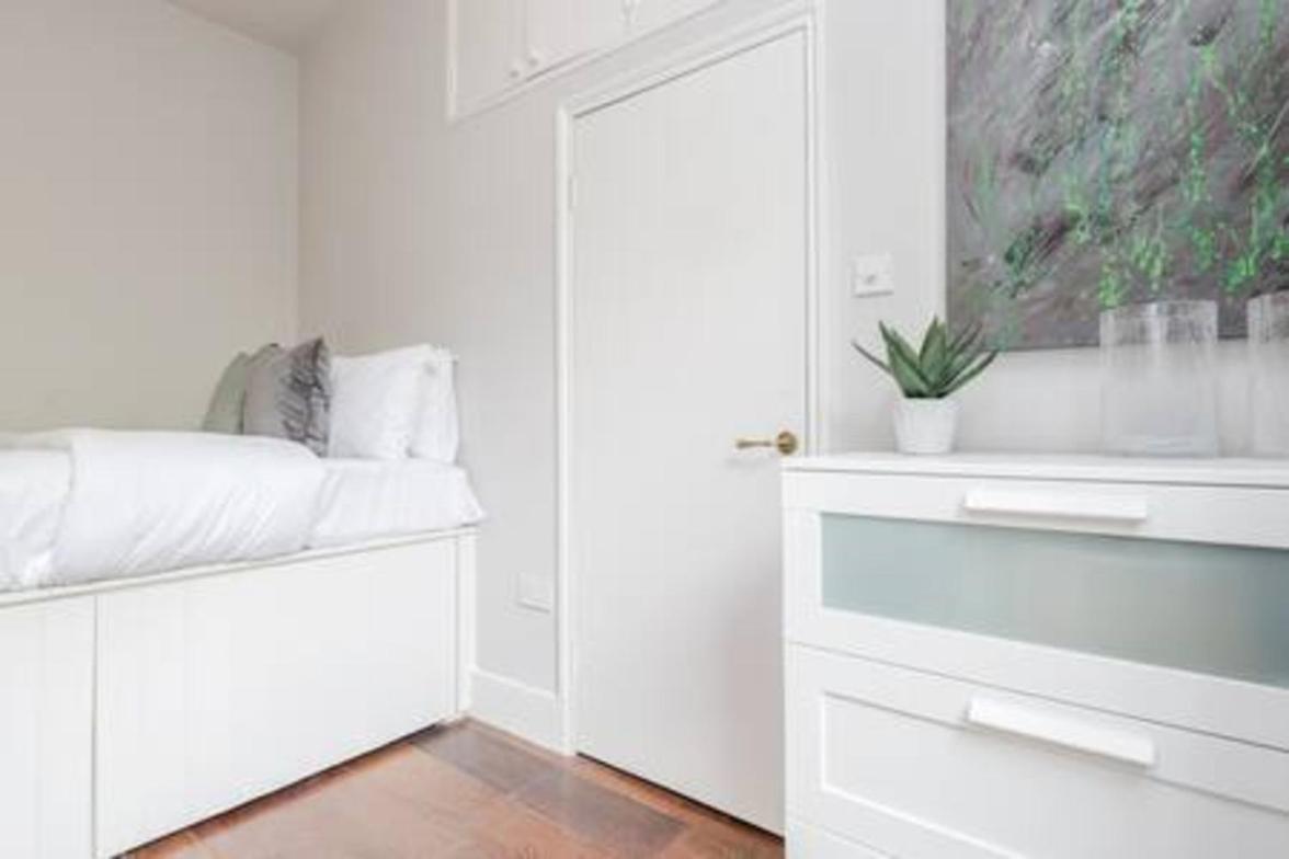 Vauxhall Park 2Bed Flat by BaseToGo