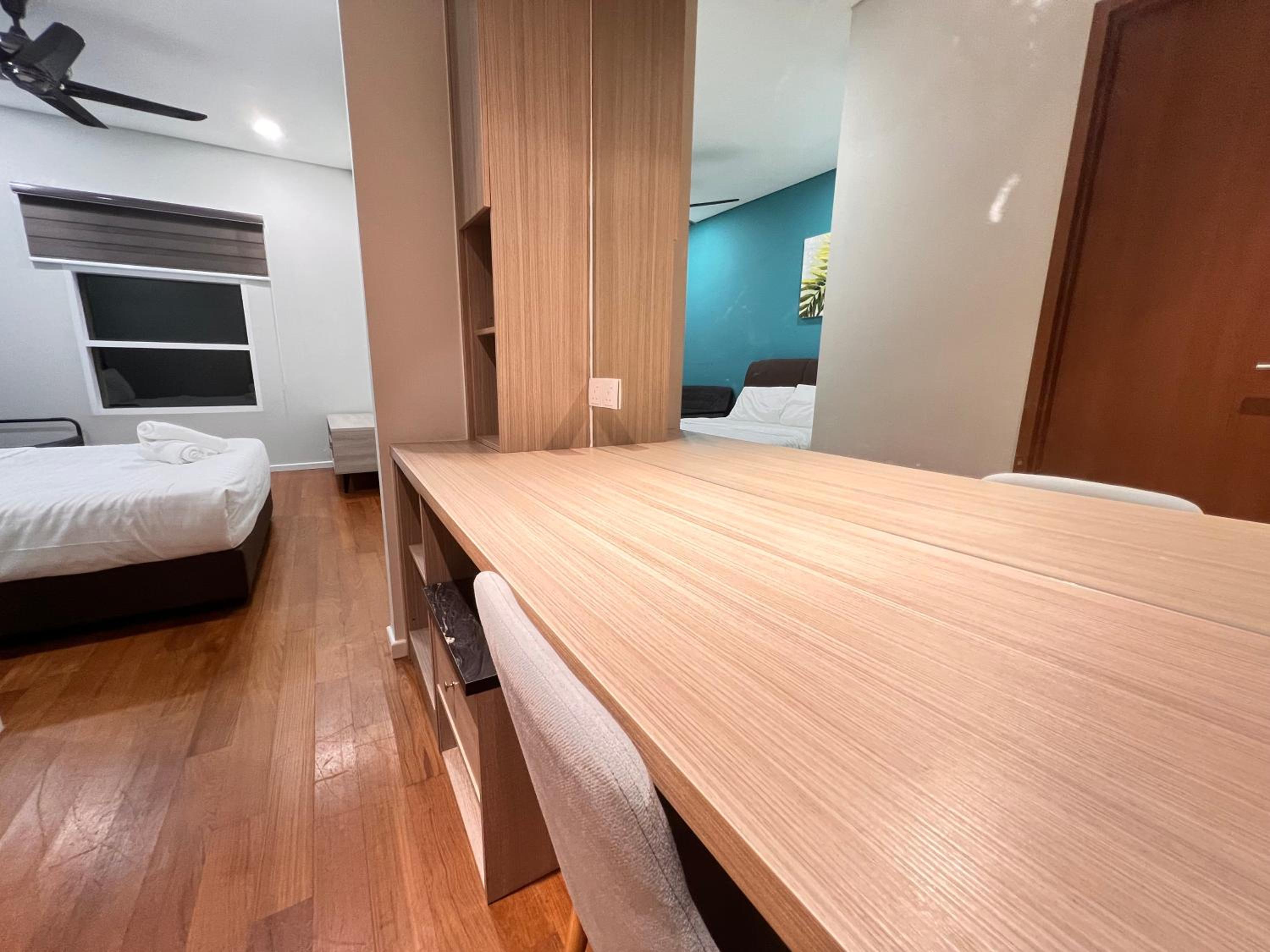 Sky Suites at KLCC by Mitstay