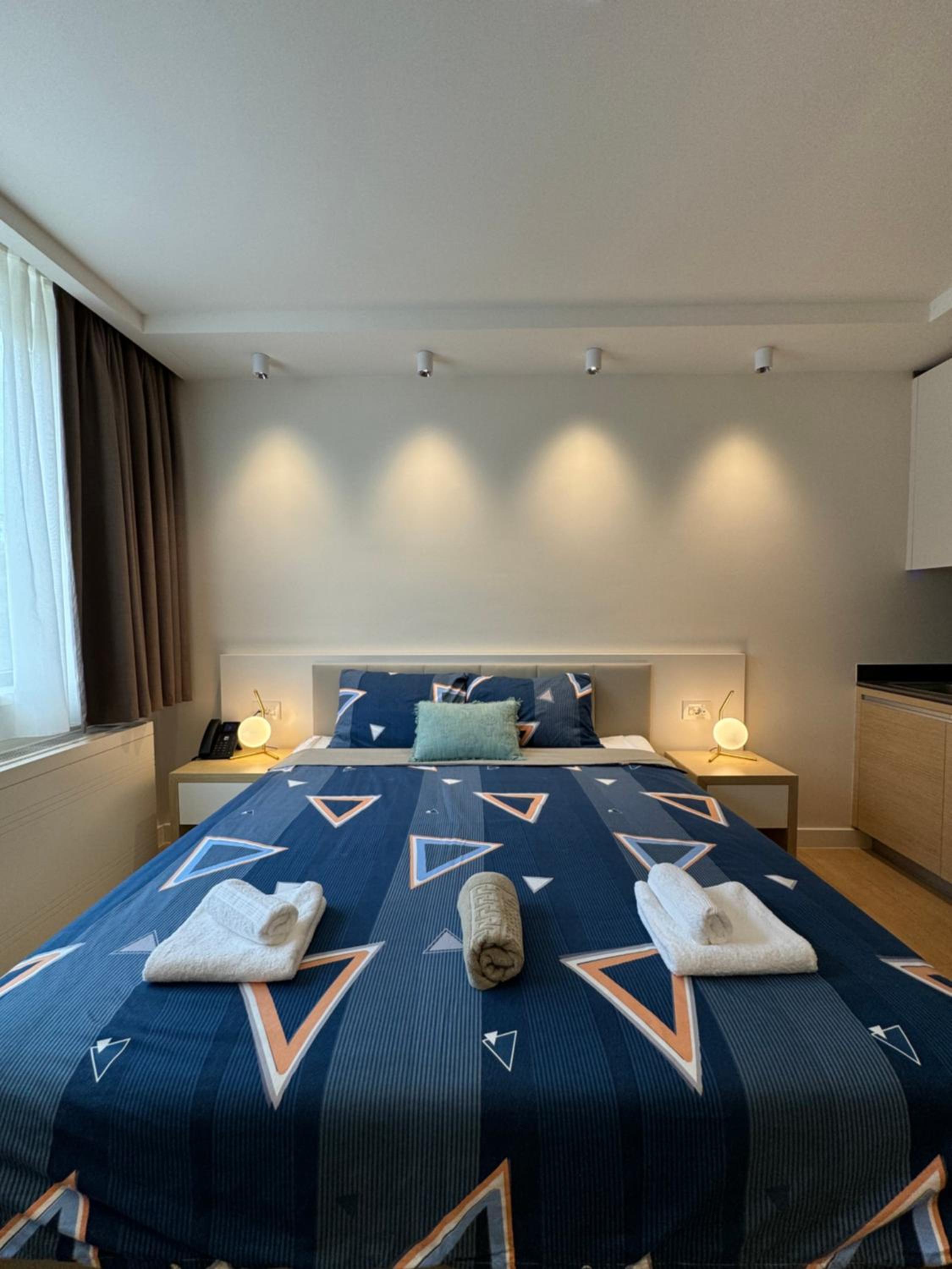 CENTRAL Stars Apartments & Free parking