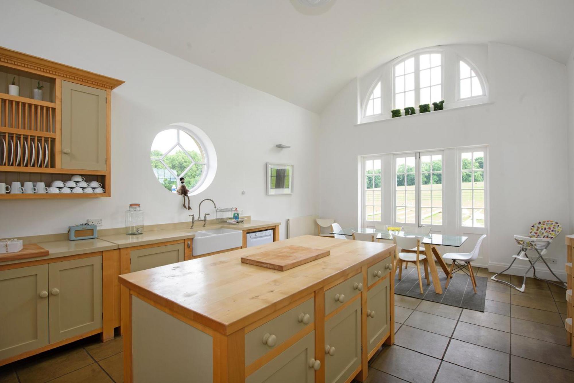 Willowmere by Birch Stays view 5