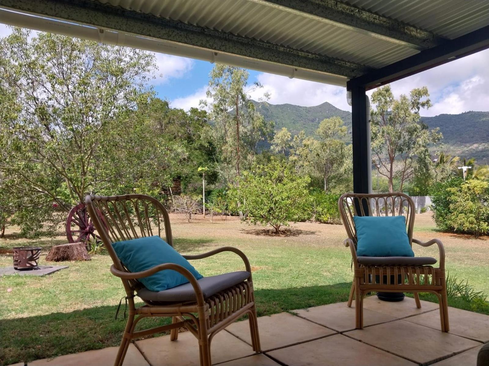 Cozy tiny house view 4