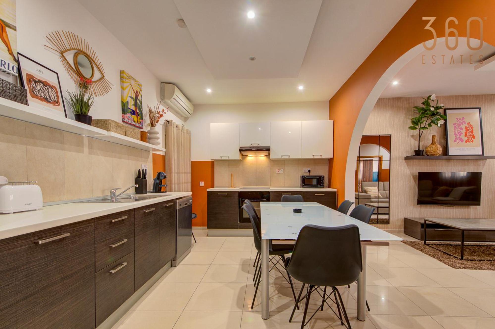 Stylish 4BR Apt in central part of St'Julians by 360 Estates photo 2