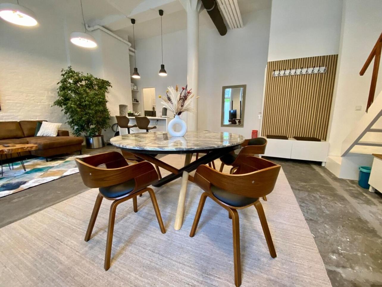 Central Loft In 5 Minutes to Alexanderplatz