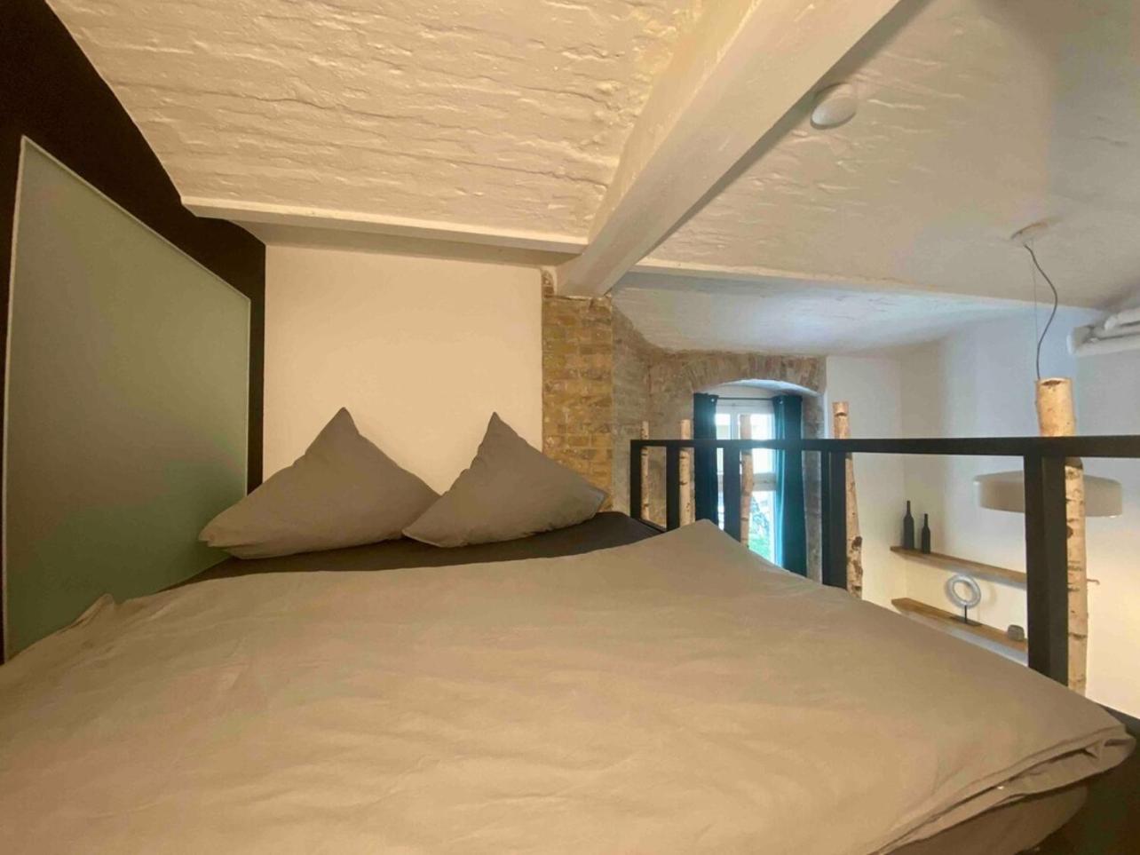 Central Loft In 5 Minutes to Alexanderplatz