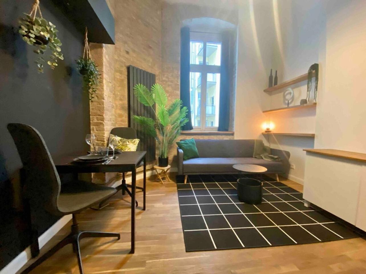 Central Loft In 5 Minutes to Alexanderplatz