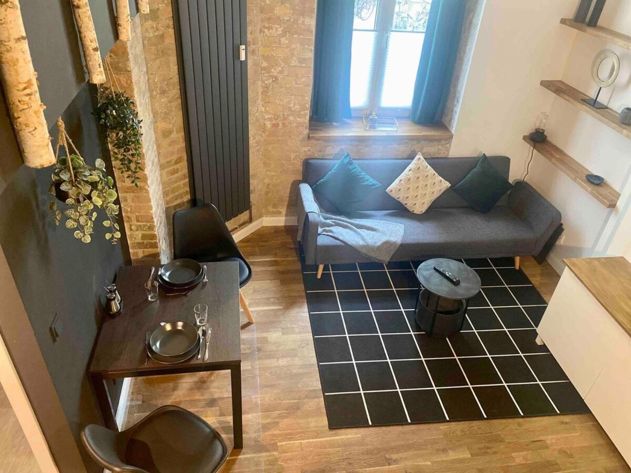Central Loft In 5 Minutes to Alexanderplatz