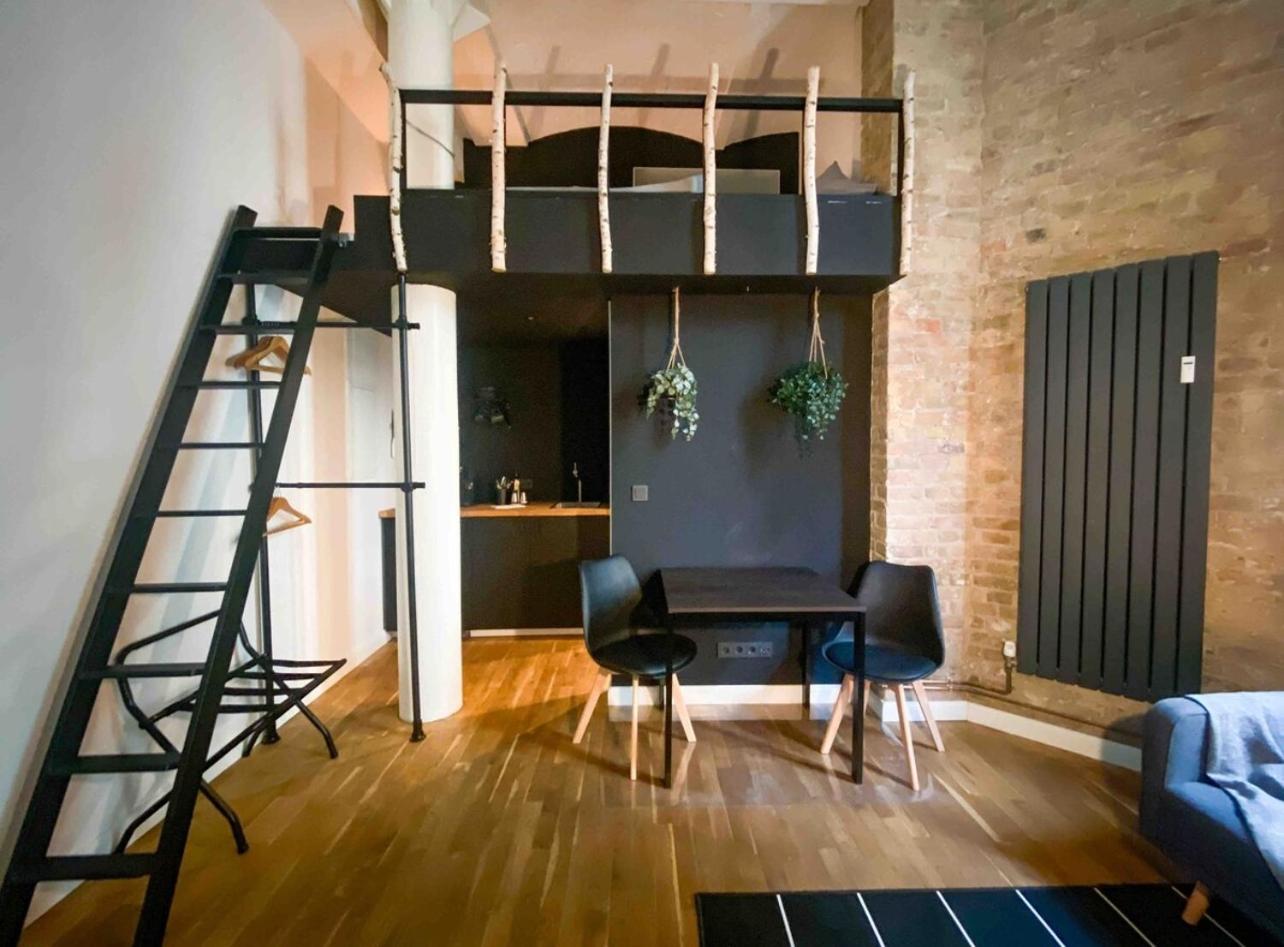 Central Loft In 5 Minutes to Alexanderplatz