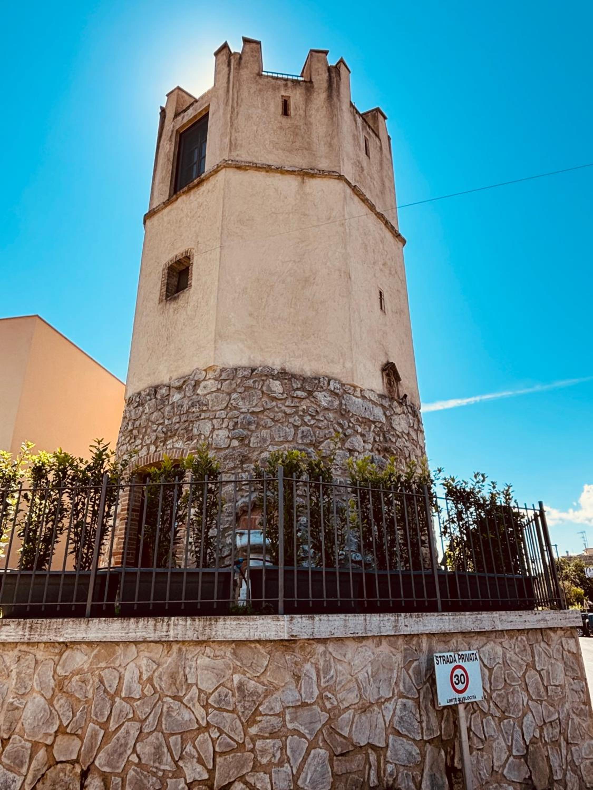 Photo 19