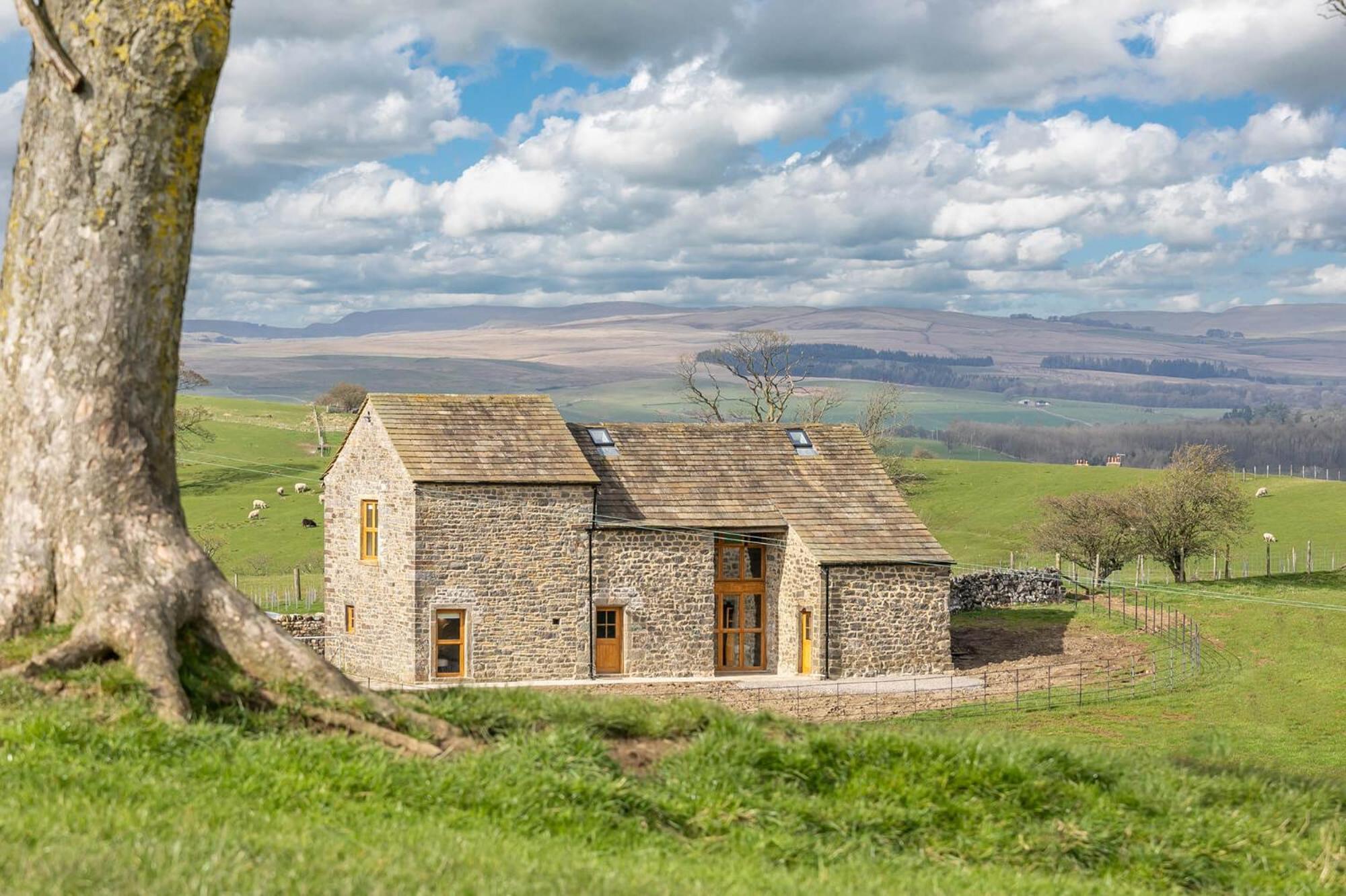 Alder Hill Barn by Birch Stays view 2