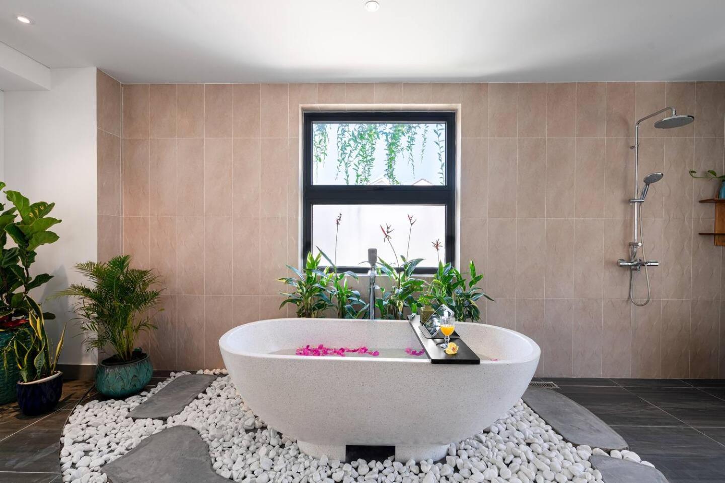 Oriental Botanica Estate Vesta Collections