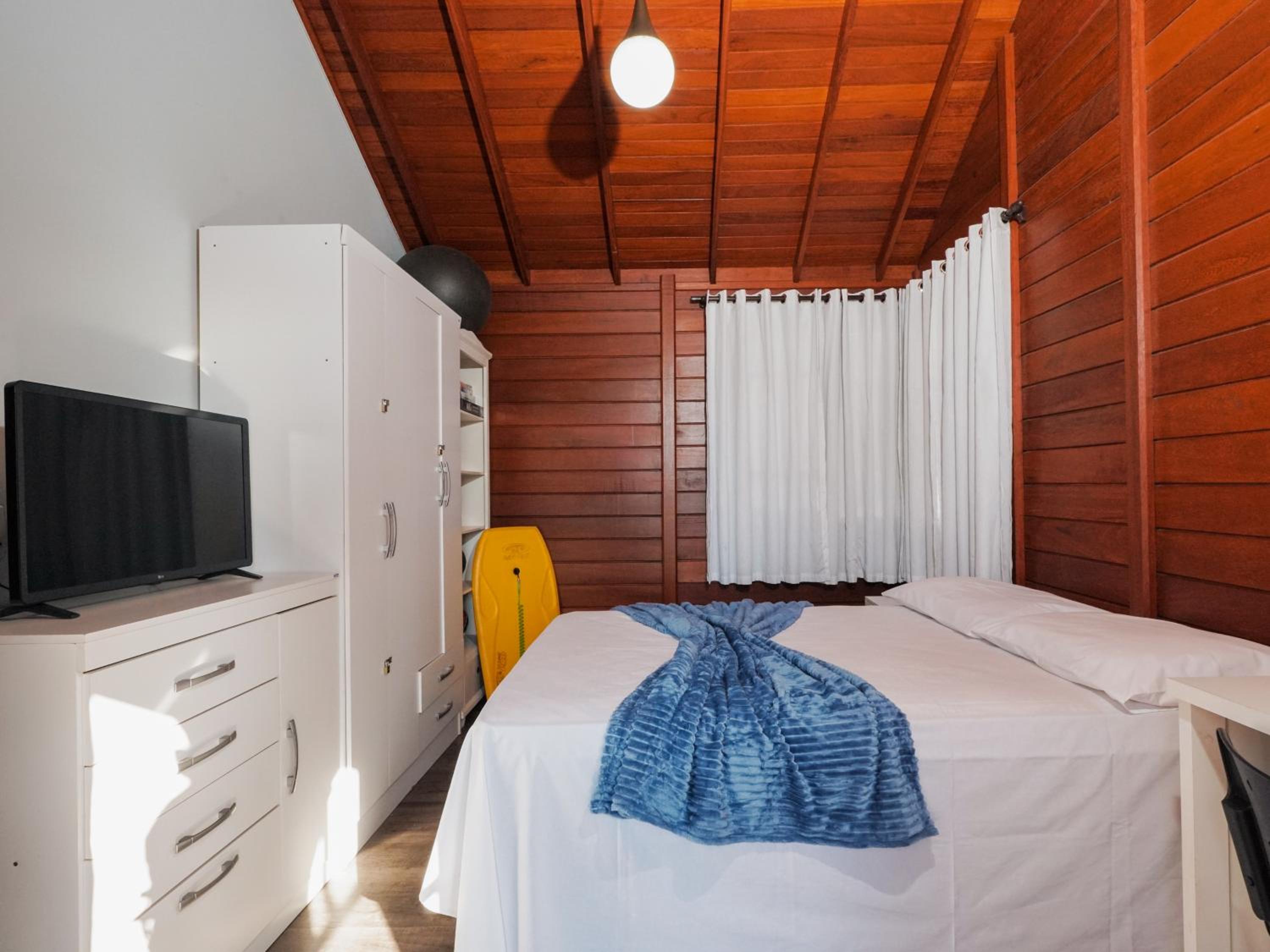 Casa c/ piscina privativa a 150m da praia PU9263