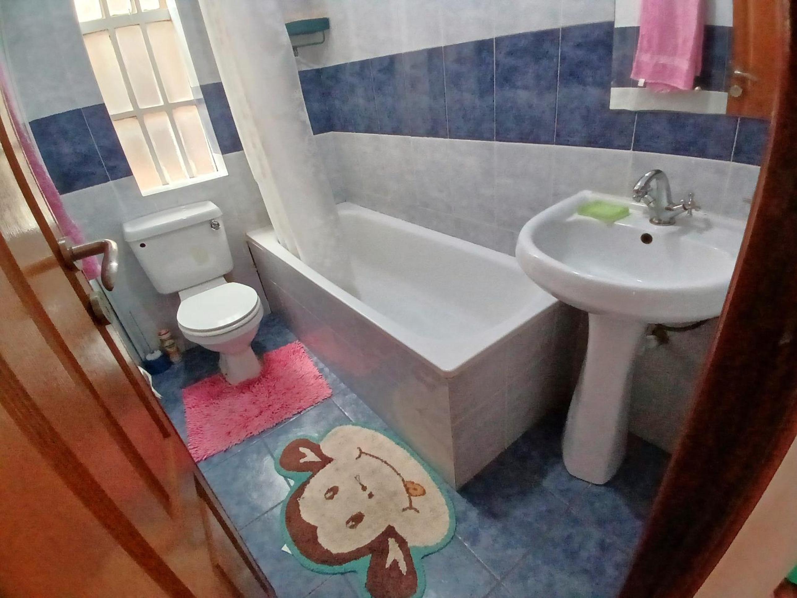 Lavington Budget Ensuite Room Executive