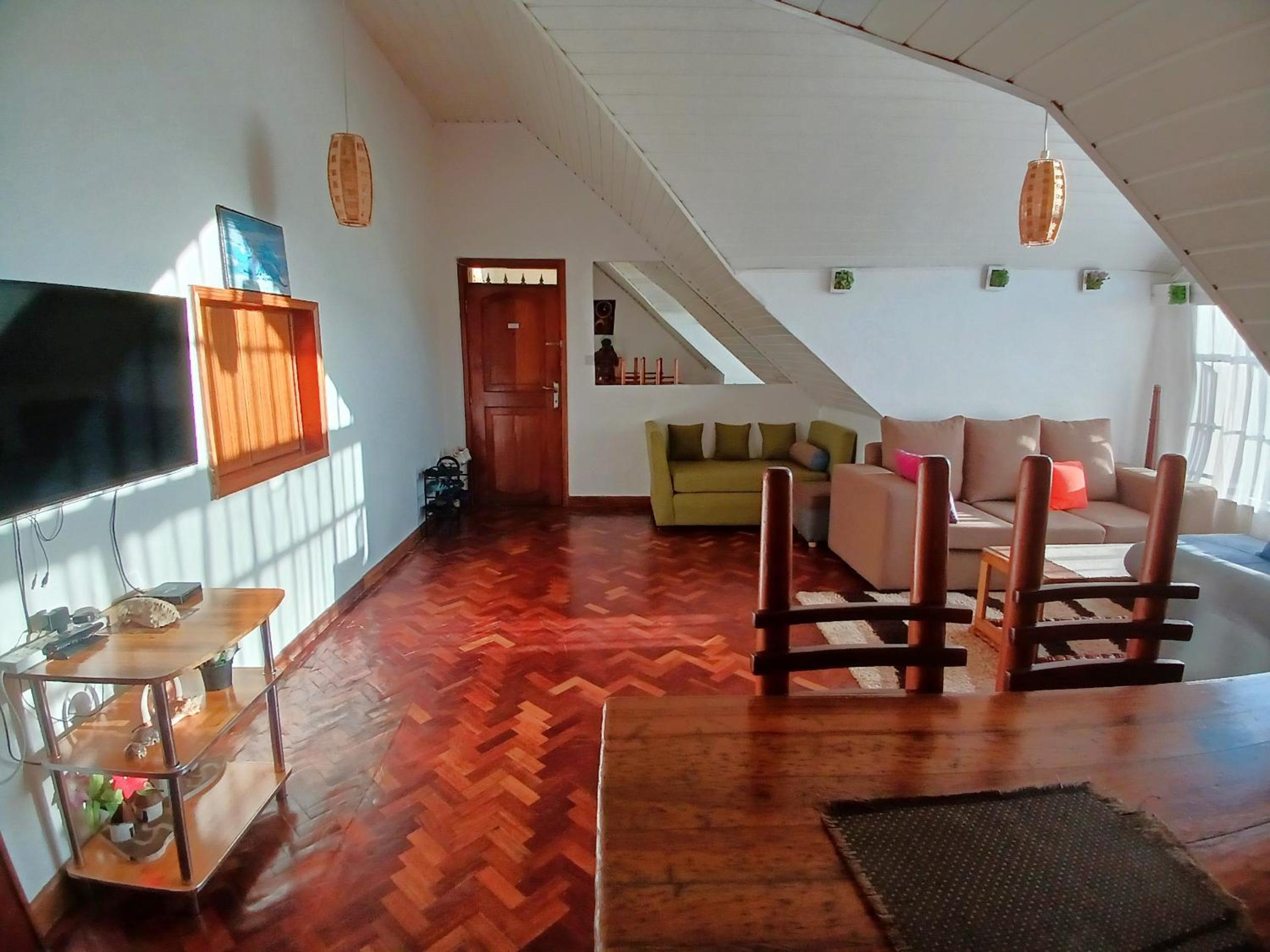 Lavington Budget Ensuite Room Executive
