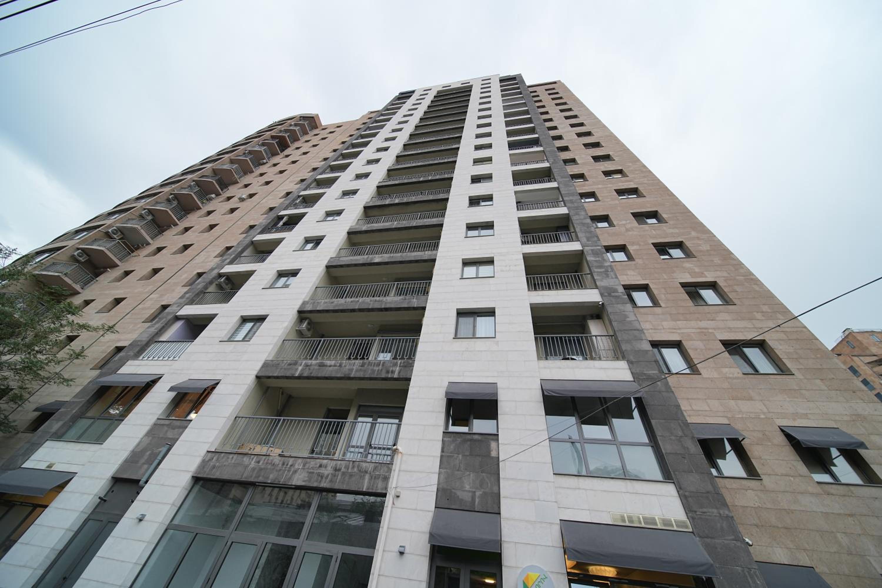 Apartments next to Seasons Park by Sweet Home