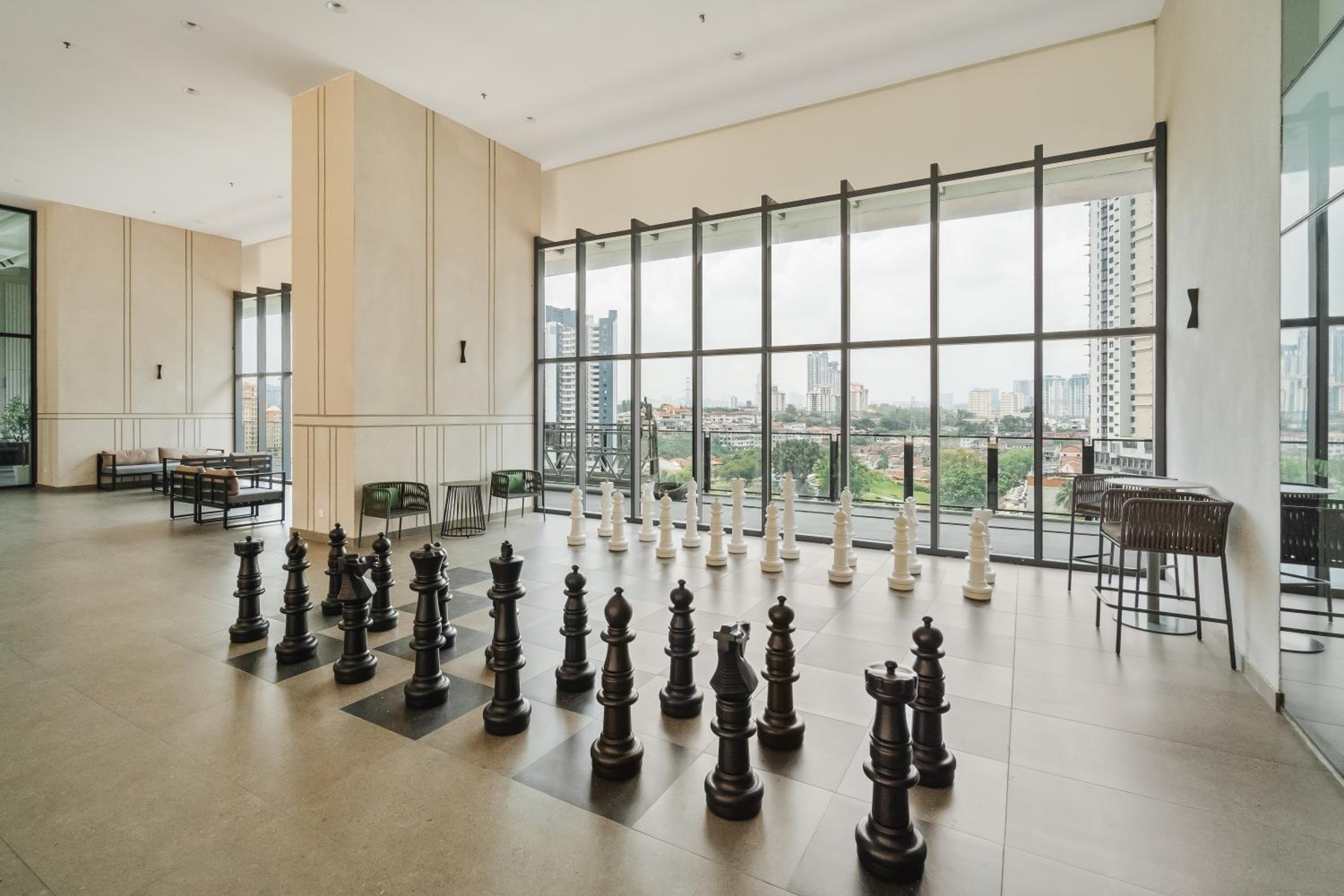 Designer 3BR Apartment 10mins to Midvalley
