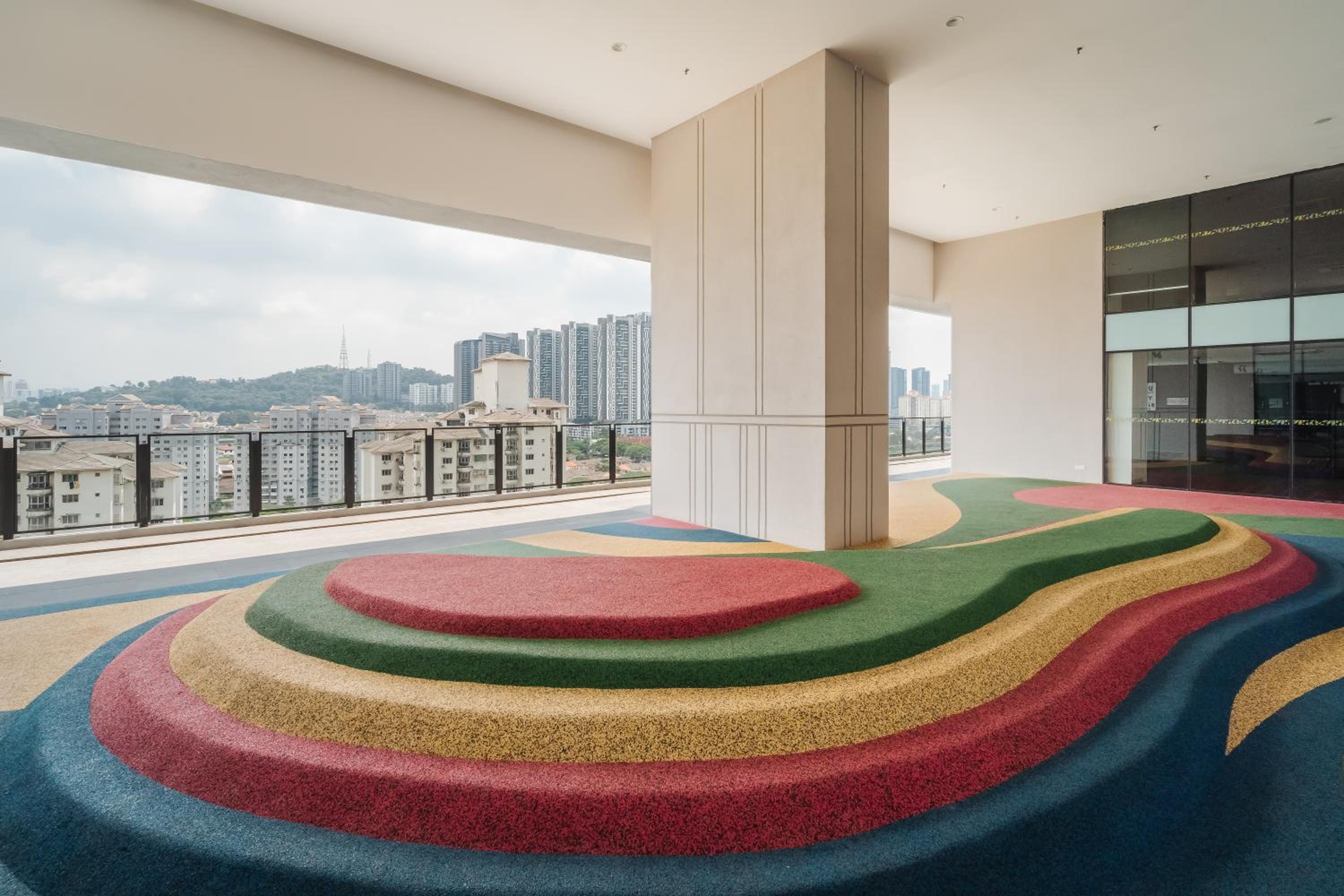 Designer 3BR Apartment 10mins to Midvalley