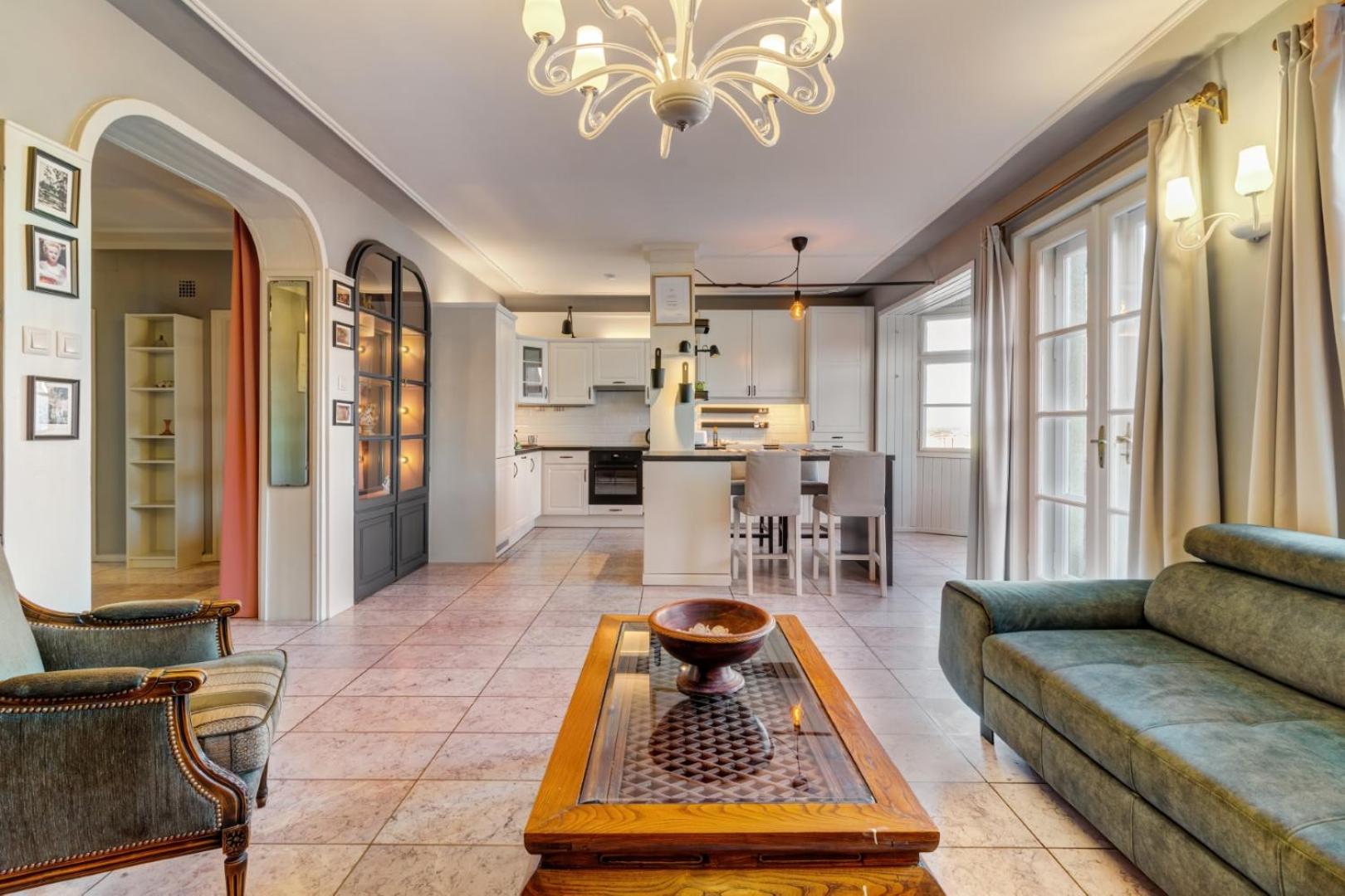 DONATICOEUR Residence