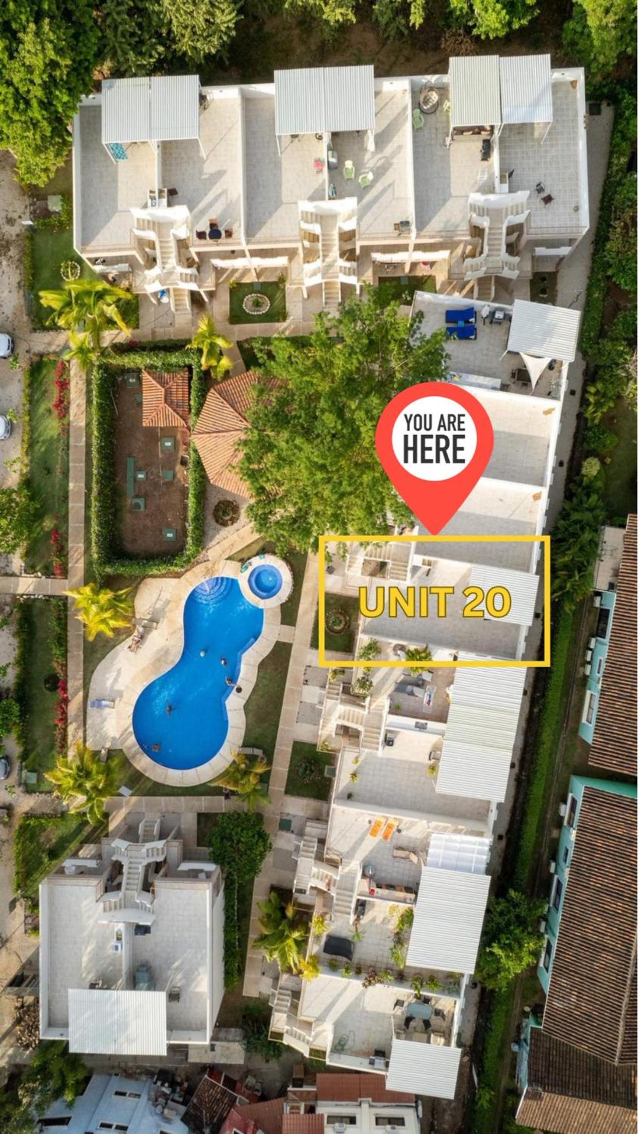 Charming condo with a rooftop, across beach