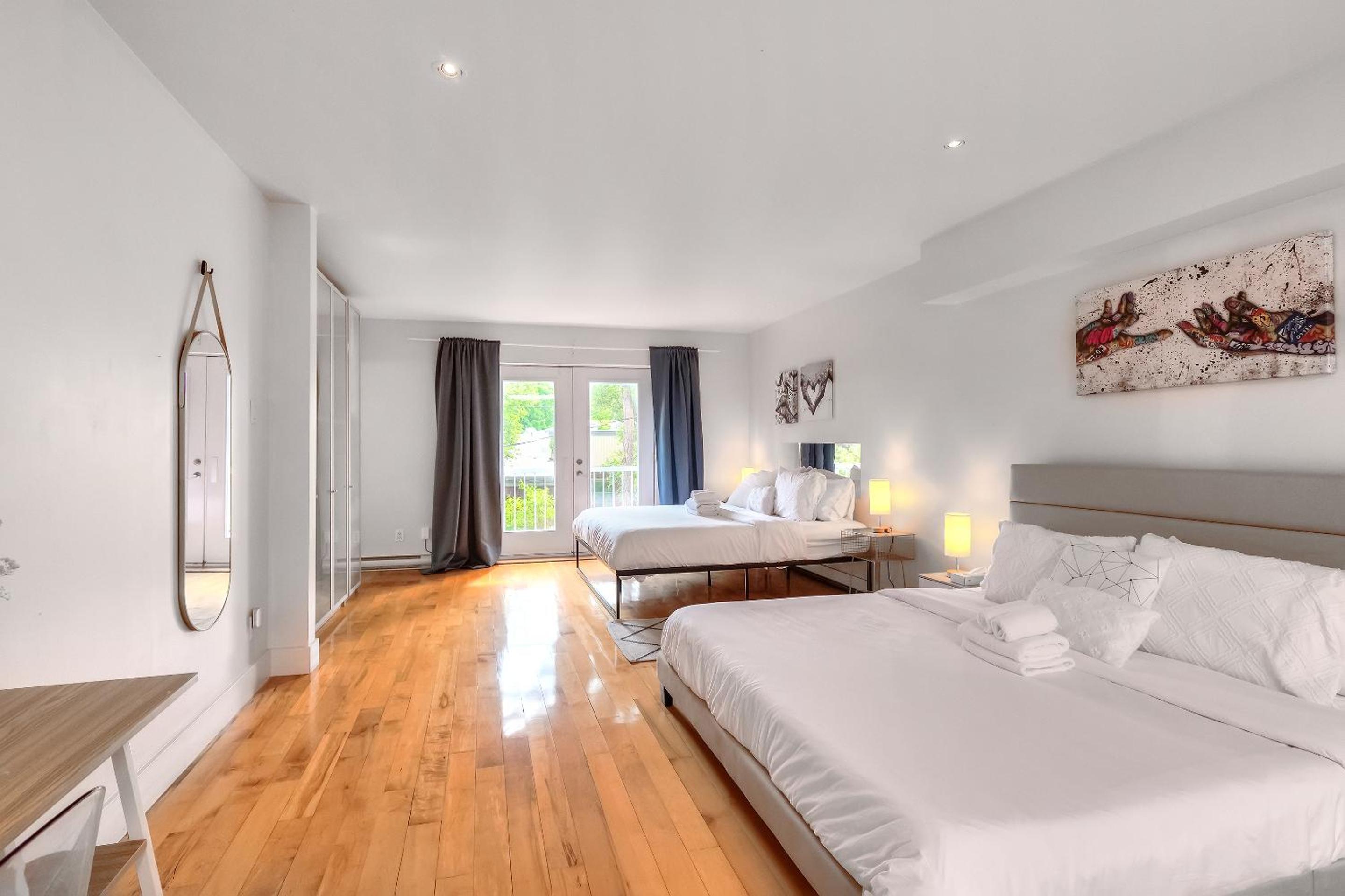 Loft The White Pearl Plateau-Mont-Royal 3 Beds