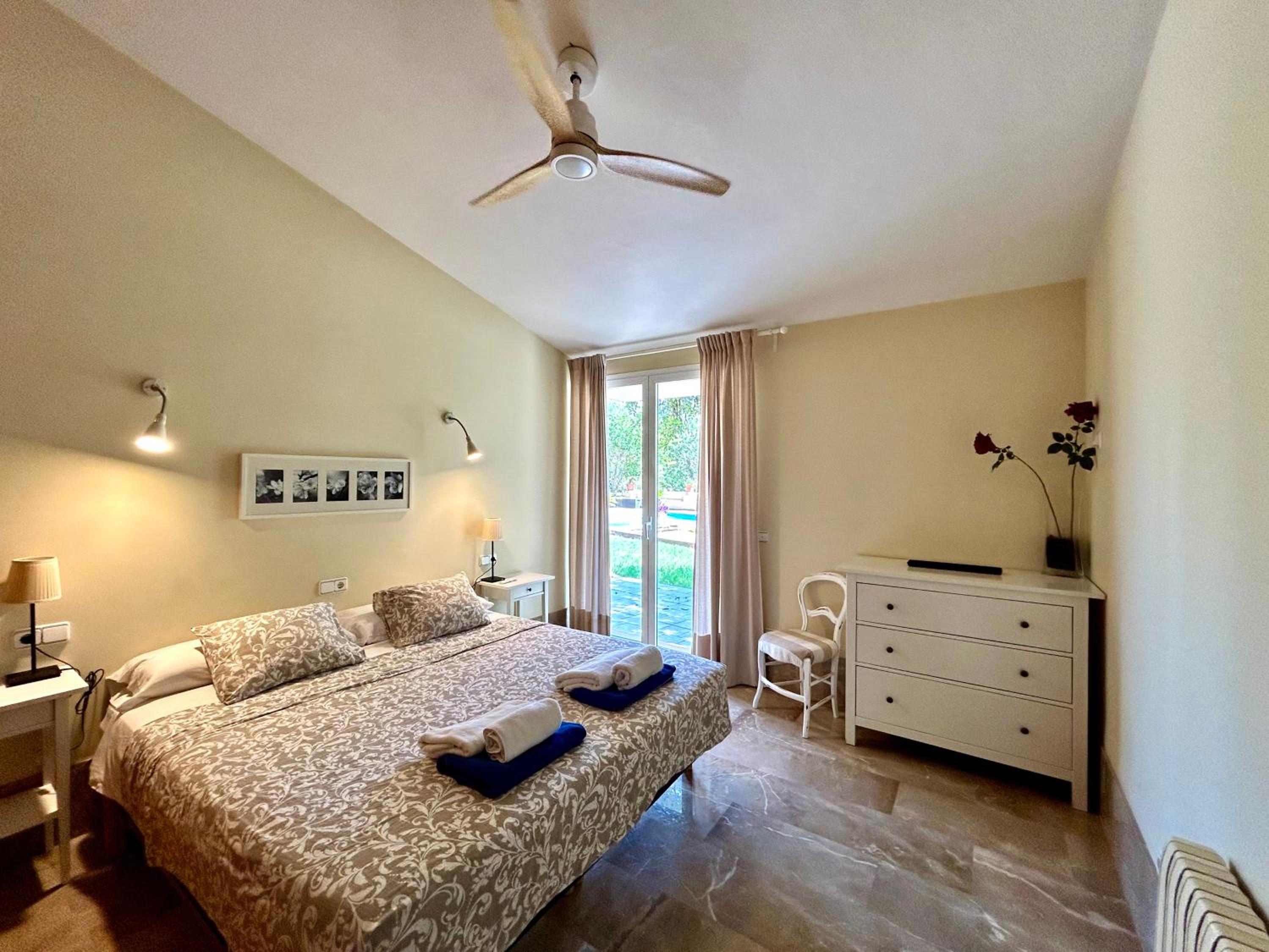 Confortable Chalet con piscina