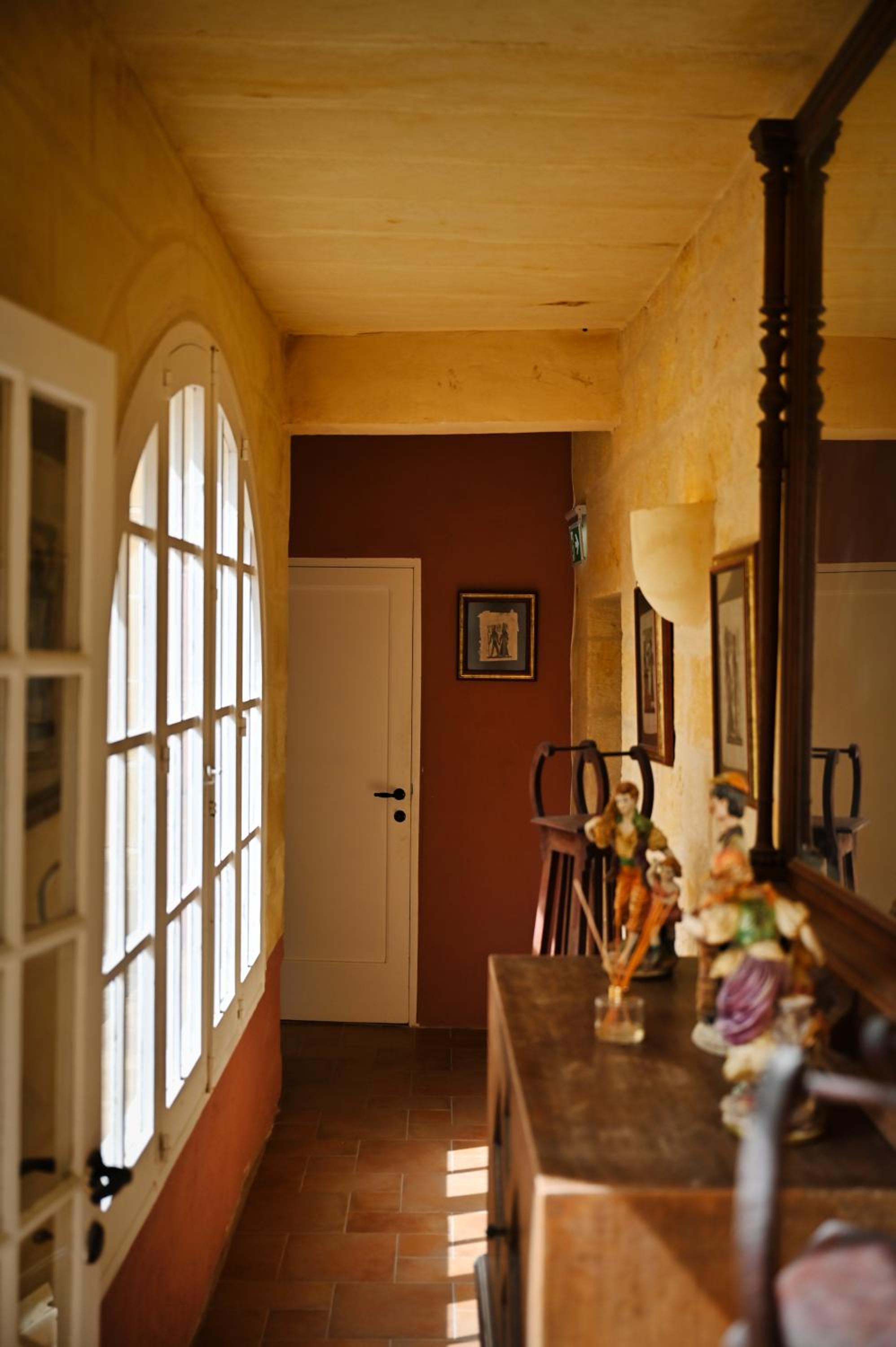 Photo 46
