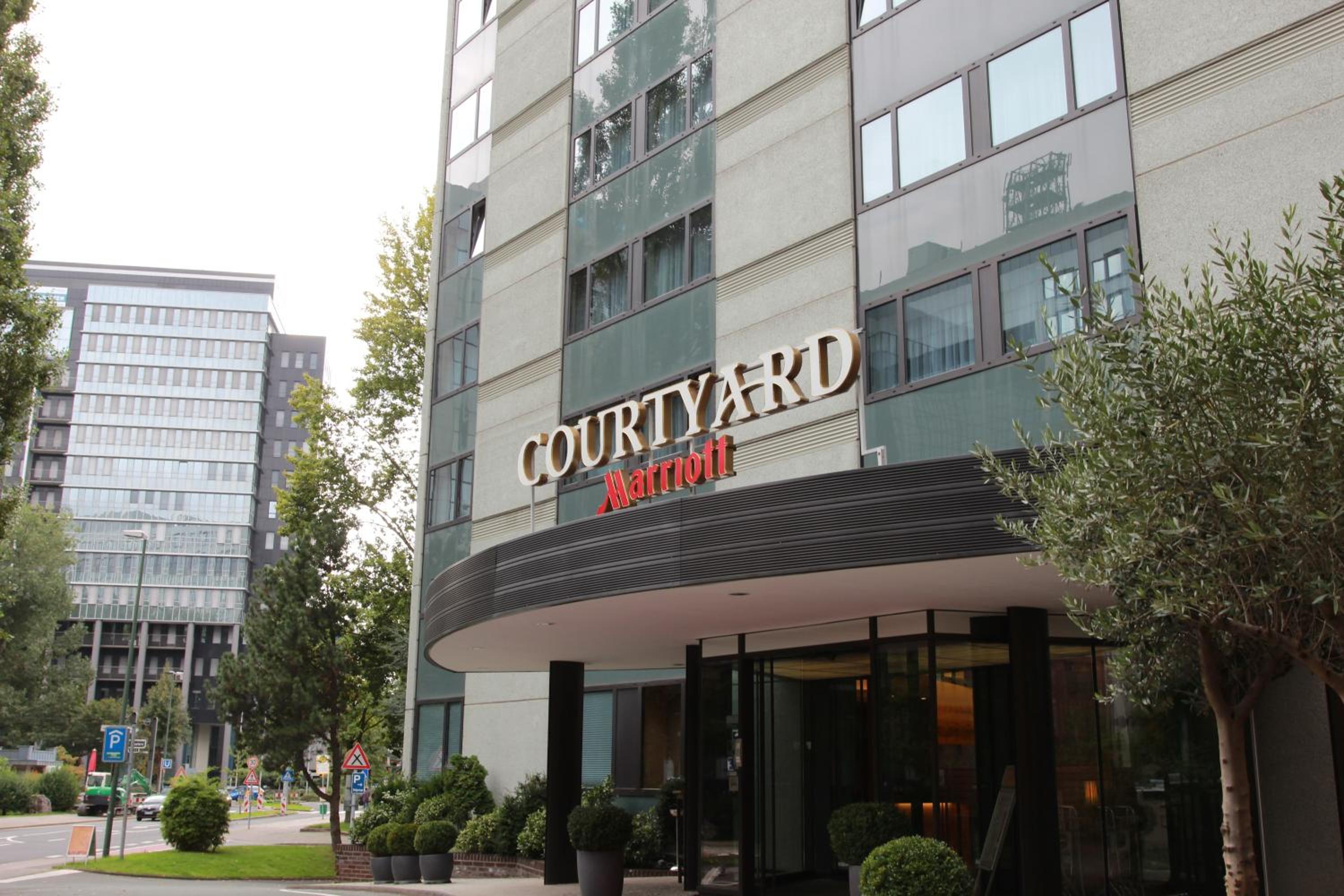 Hotel Courtyard by Marriott Düsseldorf Seestern - Image 1