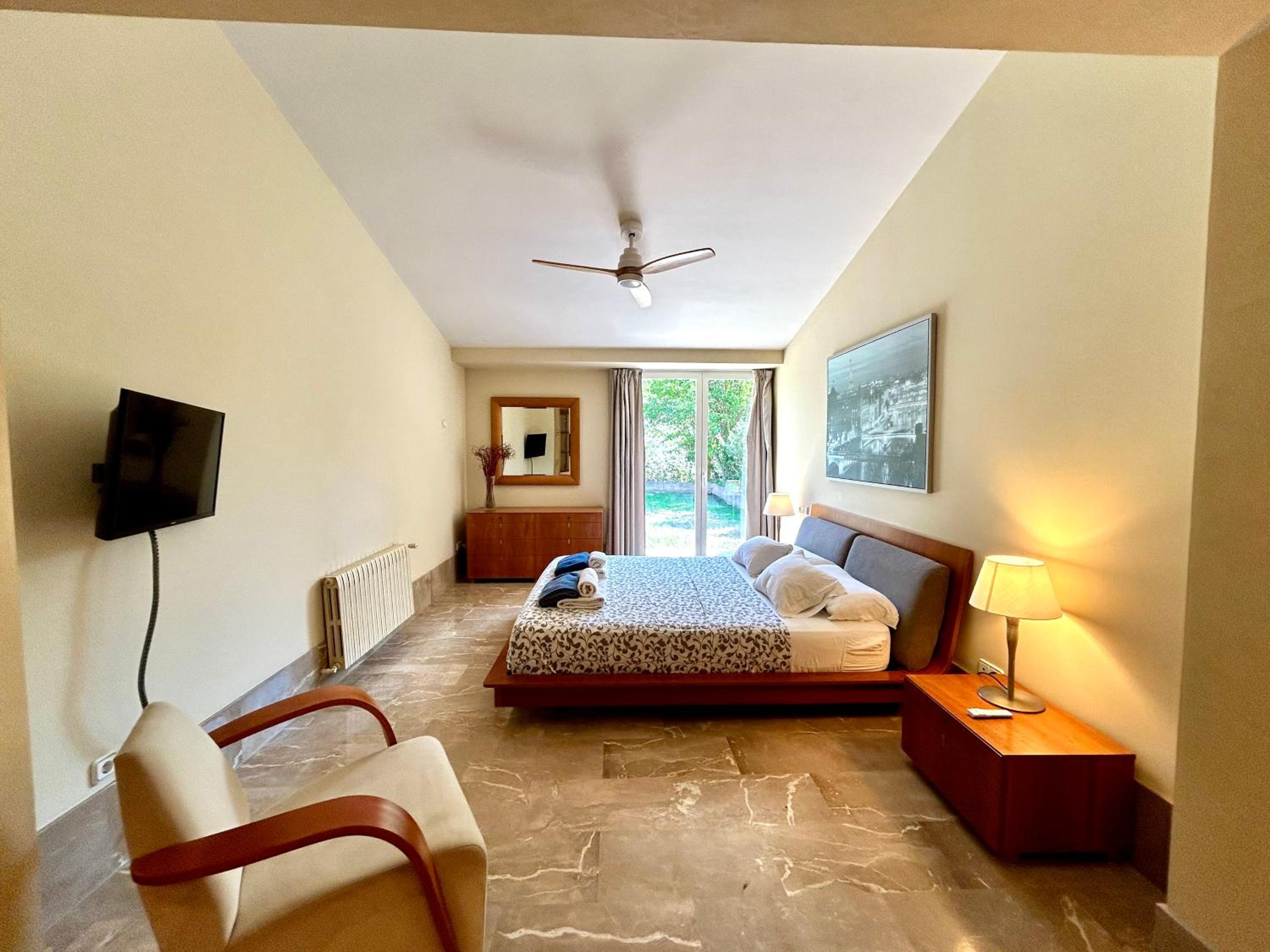 Confortable Chalet con piscina