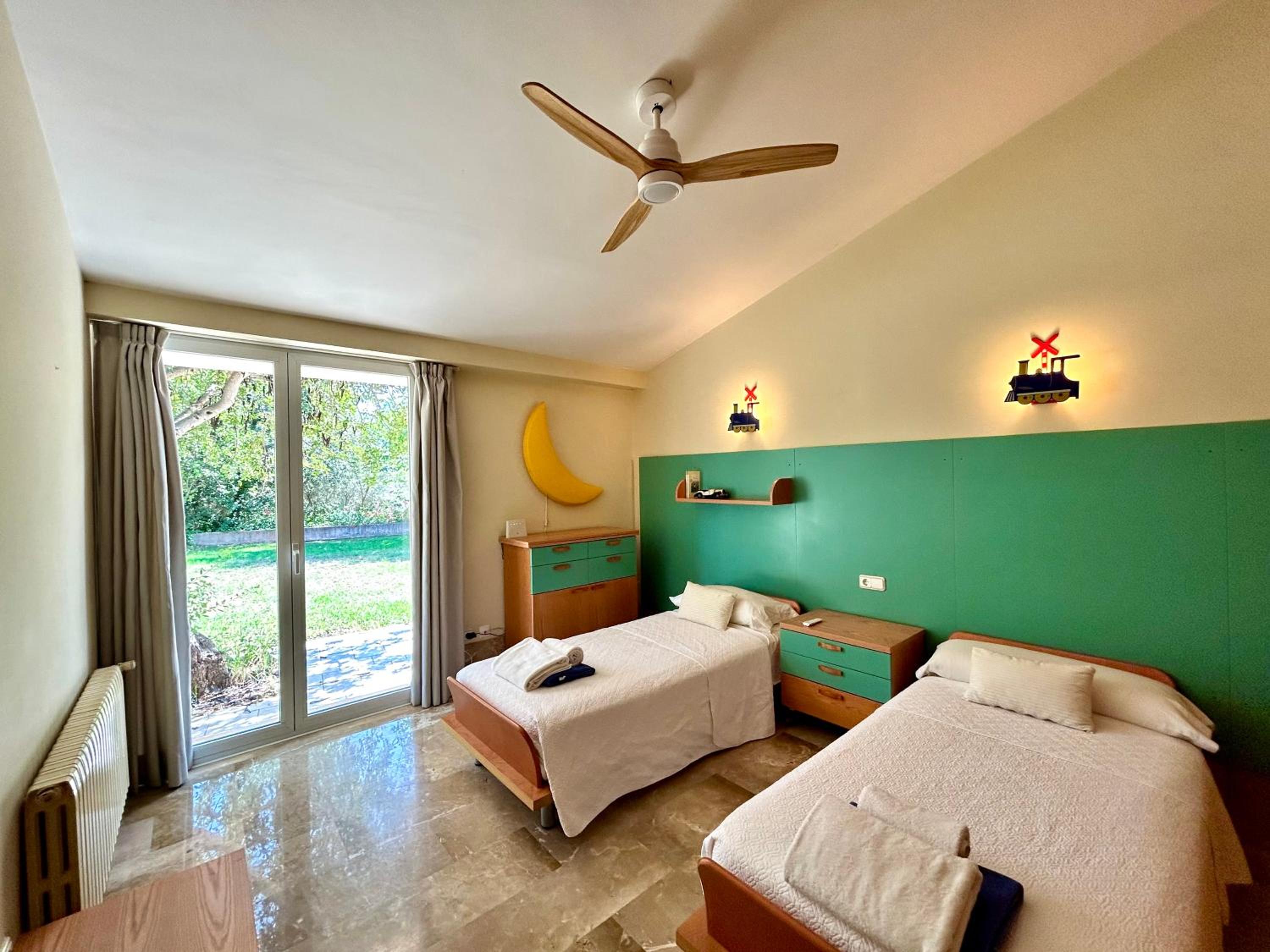 Confortable Chalet con piscina