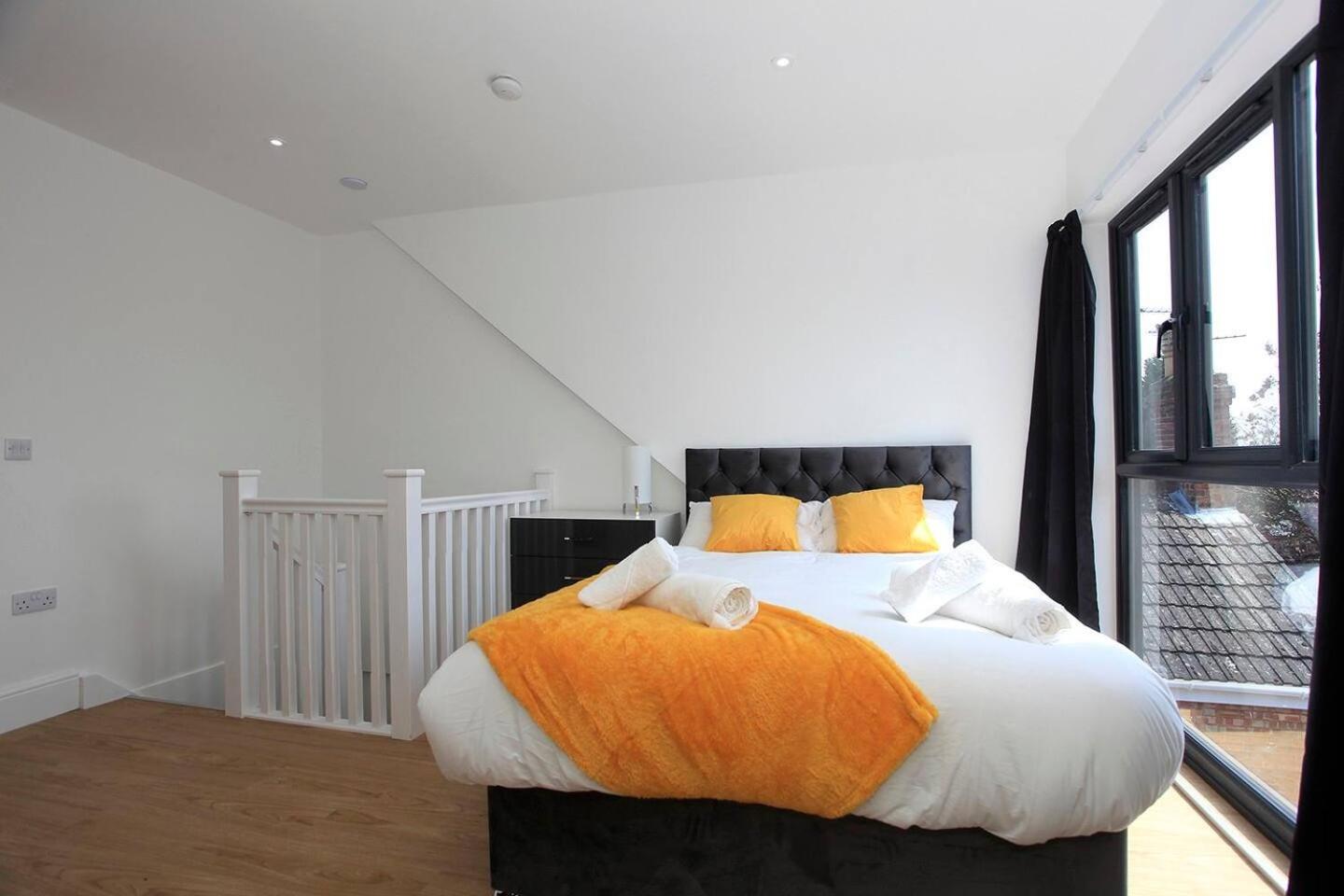 Westfield House Ensuites - Whole