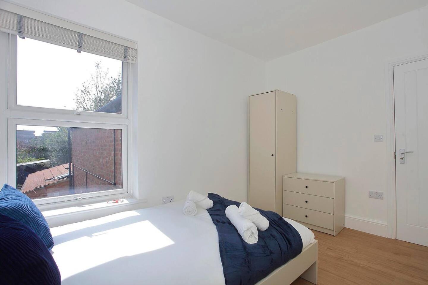 Westfield House Ensuites - Whole