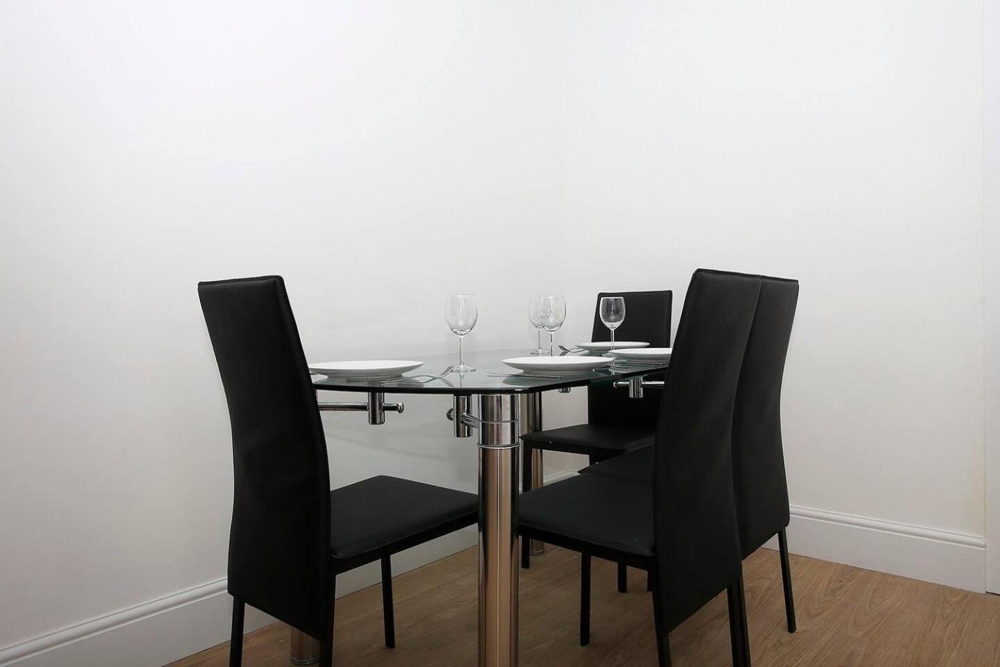 Westfield House Ensuites - Whole